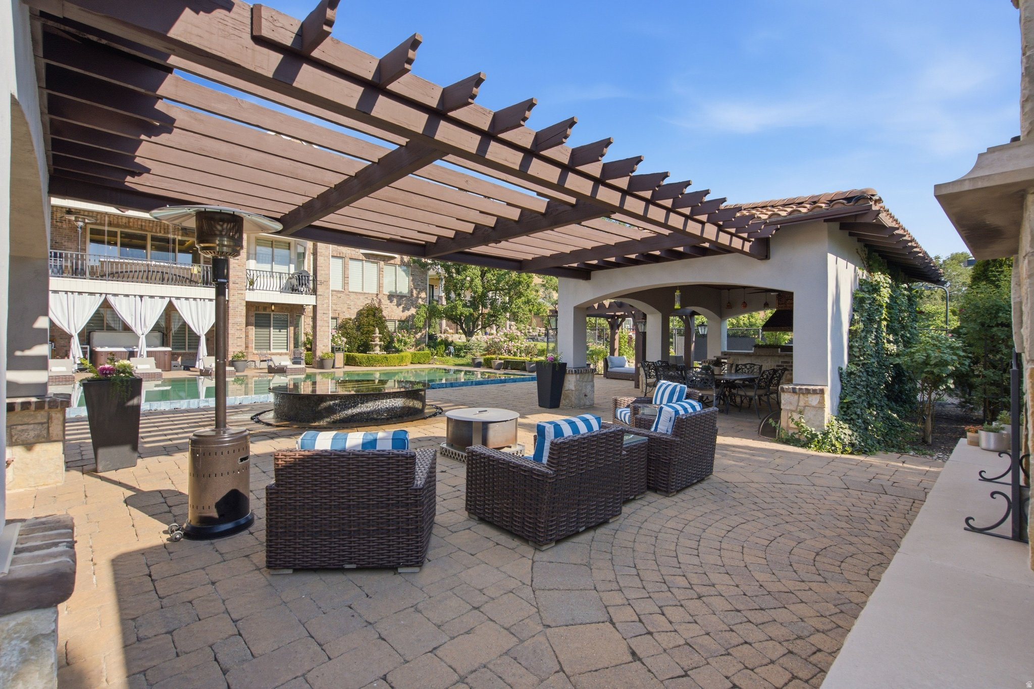 main property photo 148
