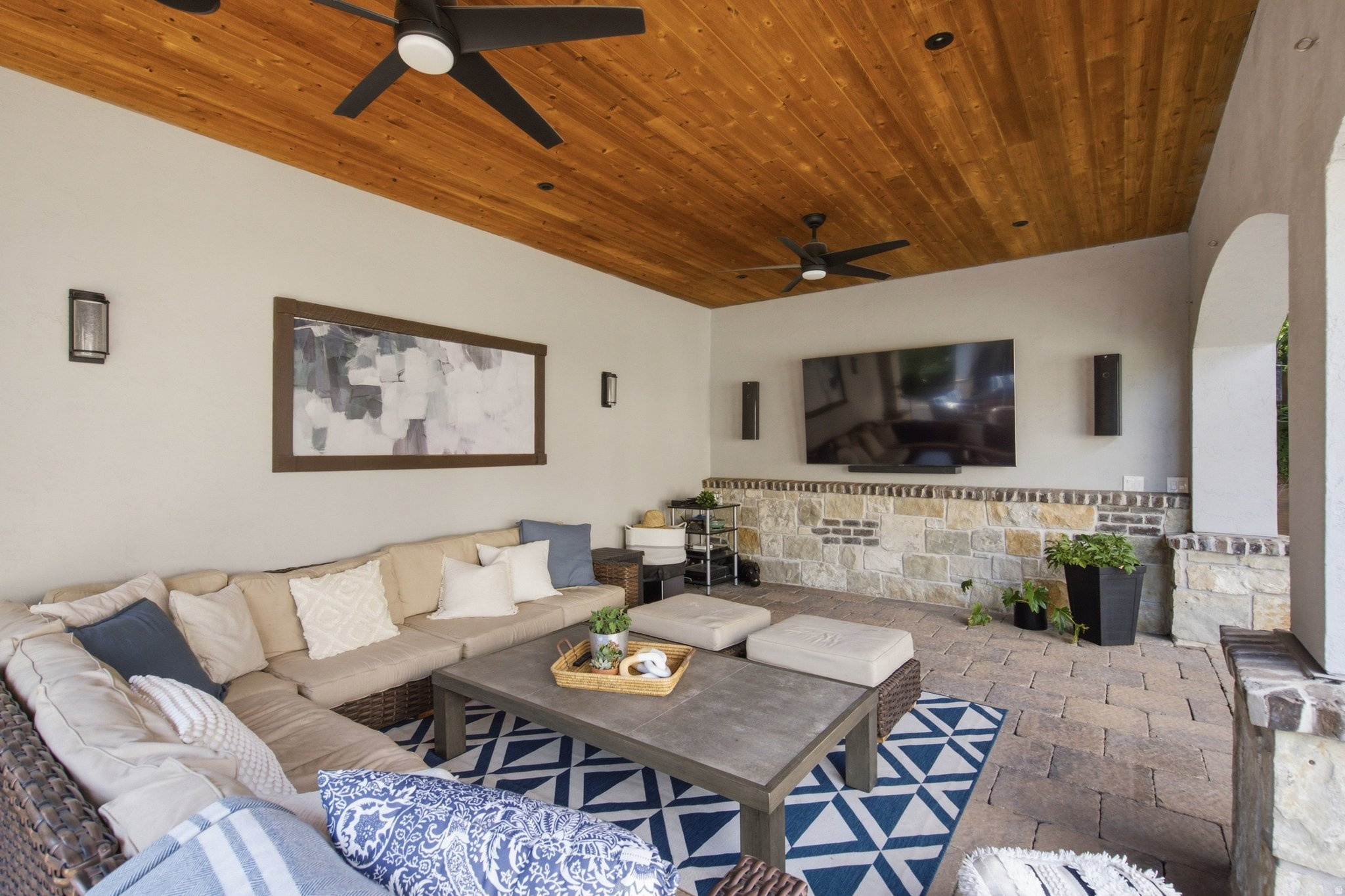 main property photo 156