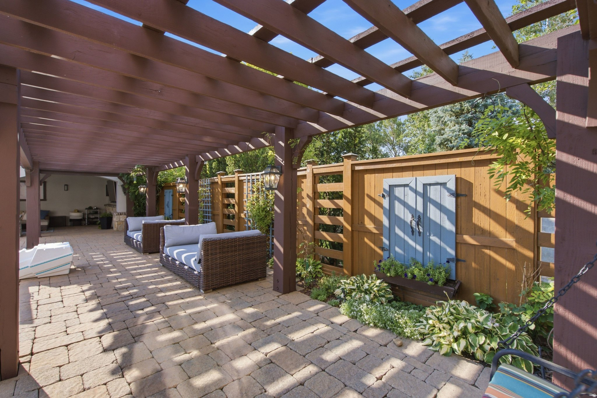 main property photo 161