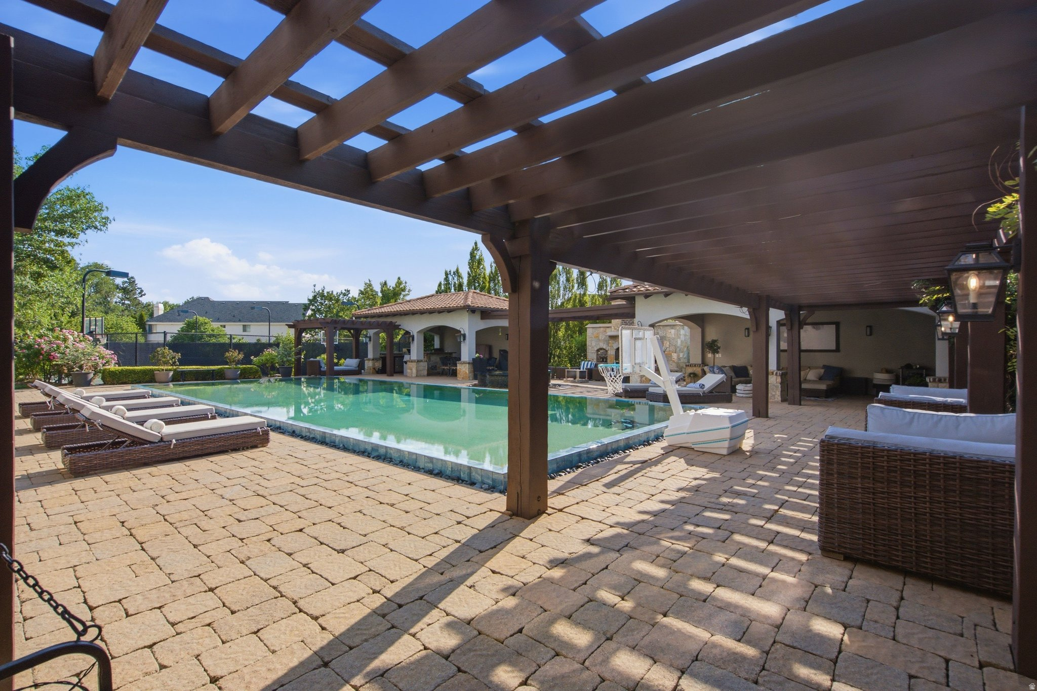 main property photo 162