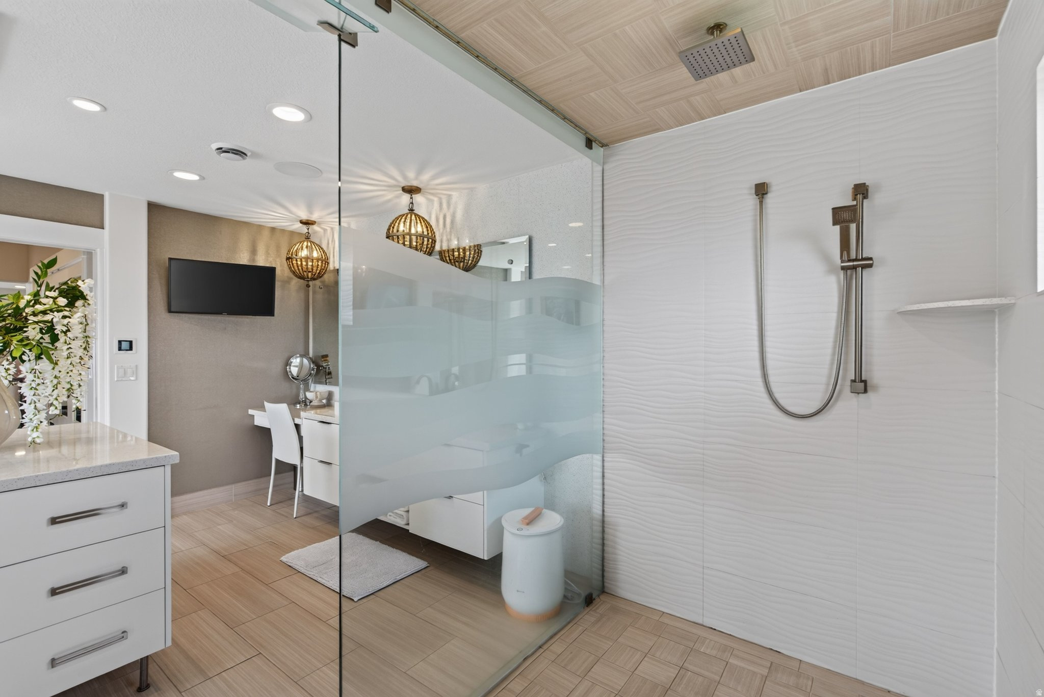 main property photo 69