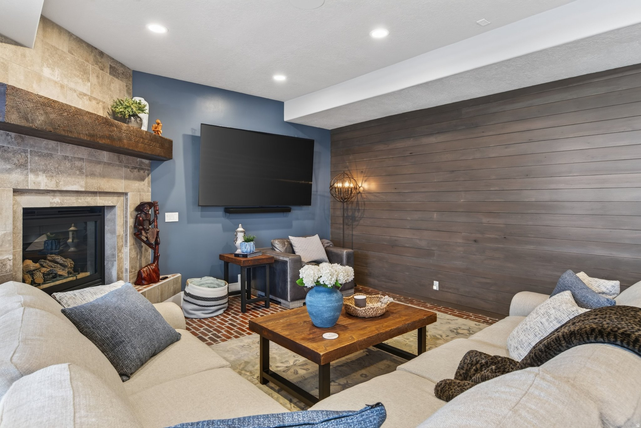 main property photo 98