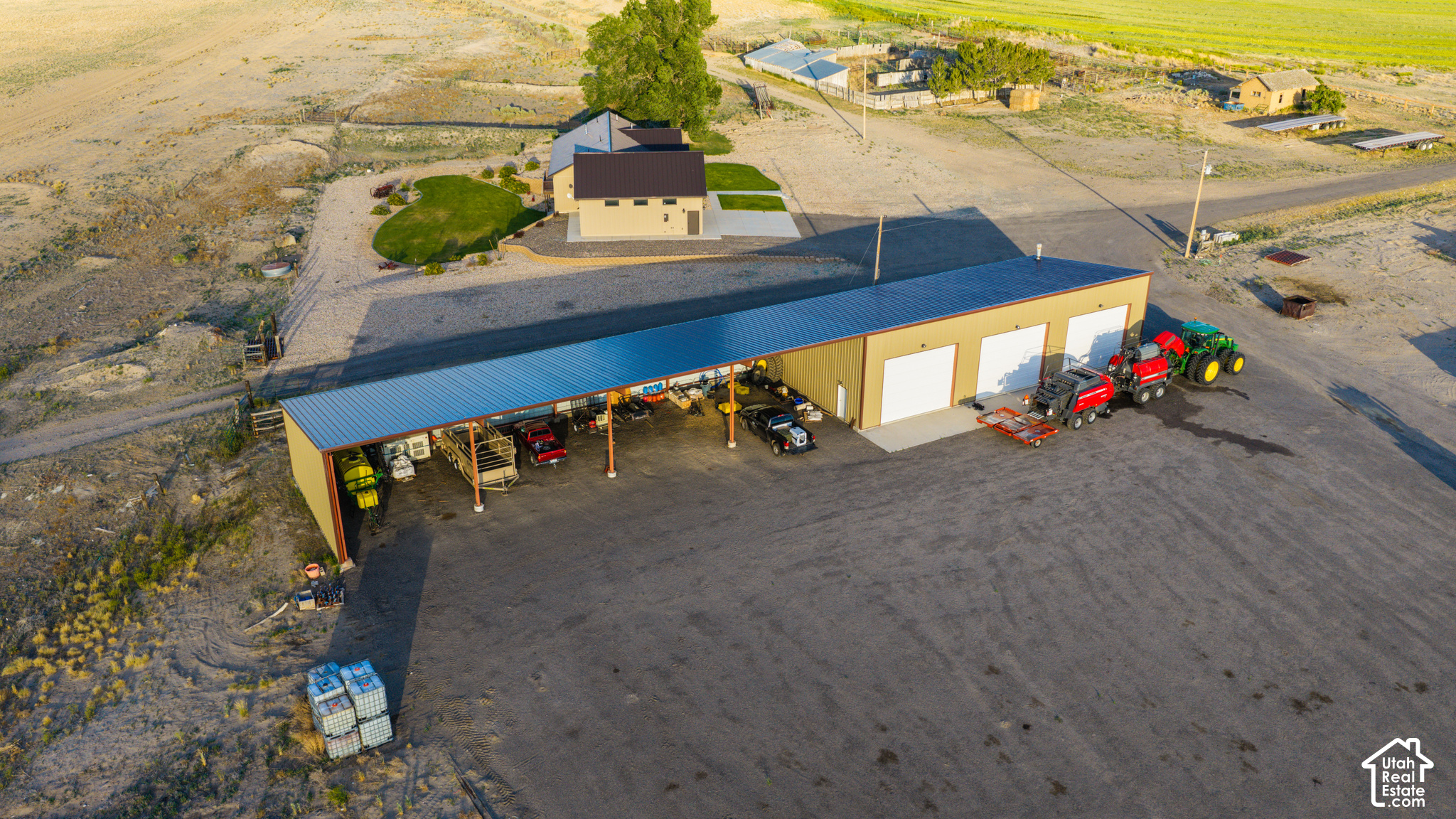 main property photo 43