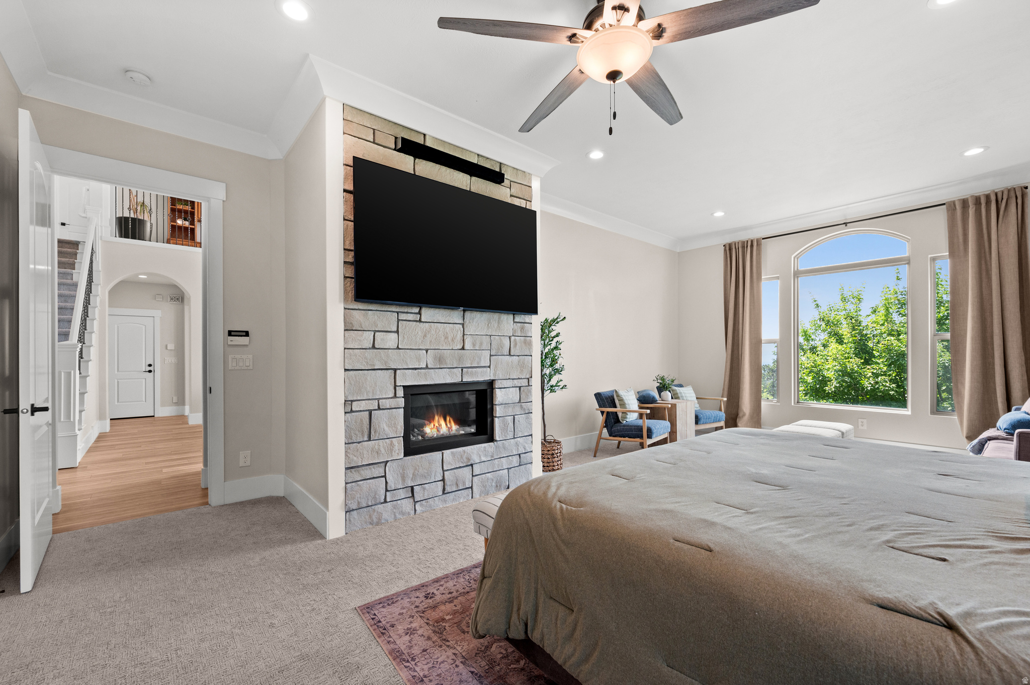 main property photo 25