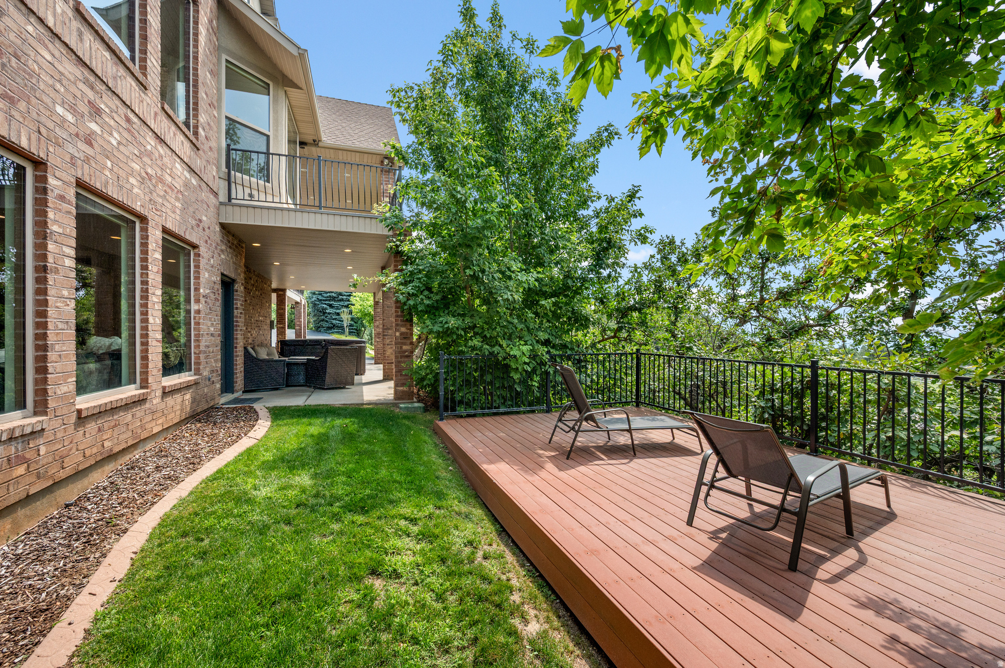 main property photo 47