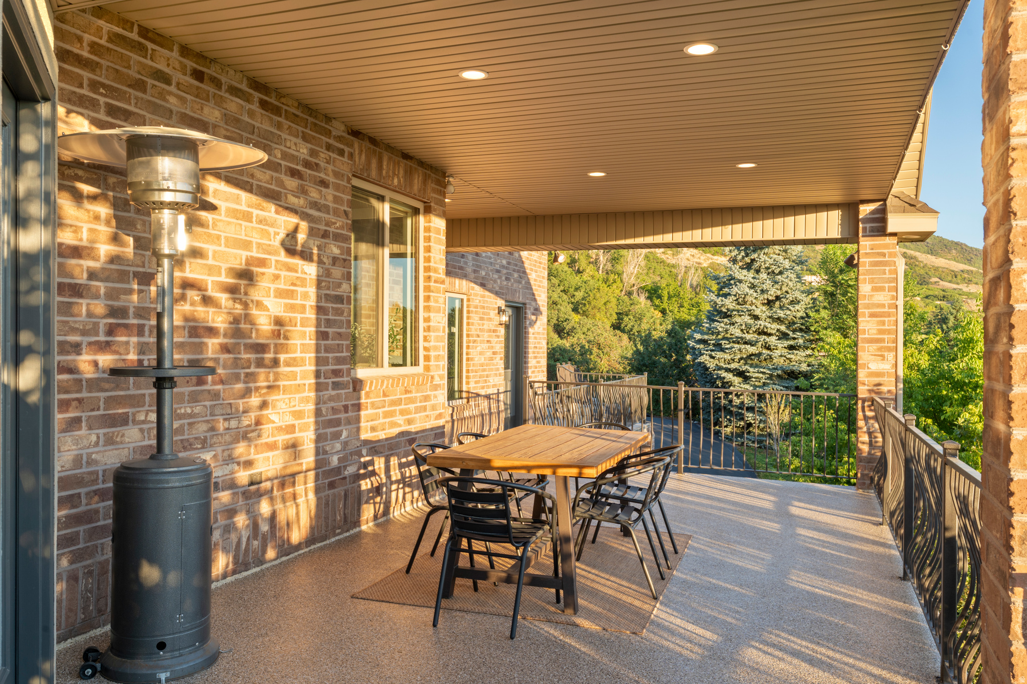 main property photo 73