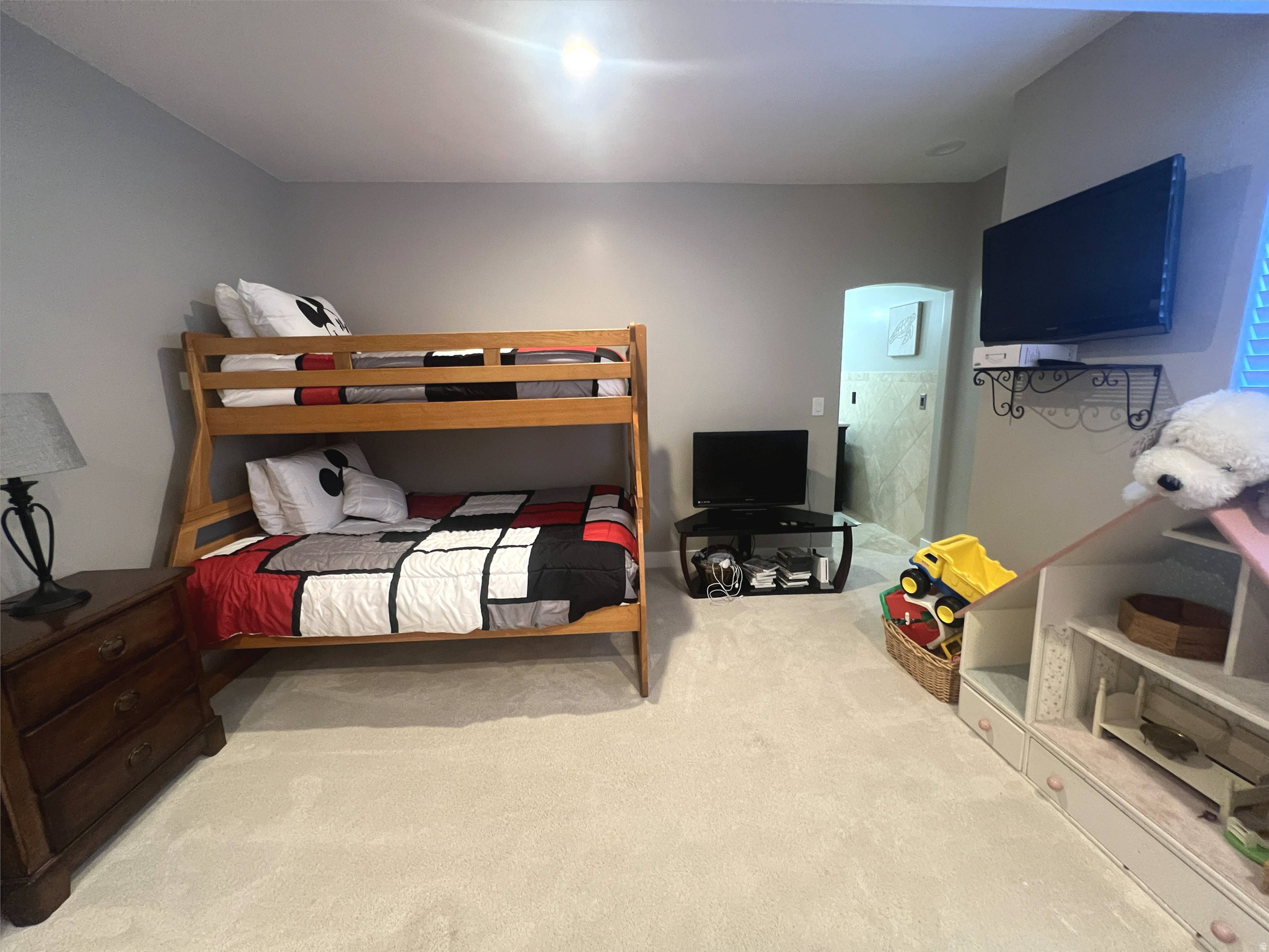 main property photo 45