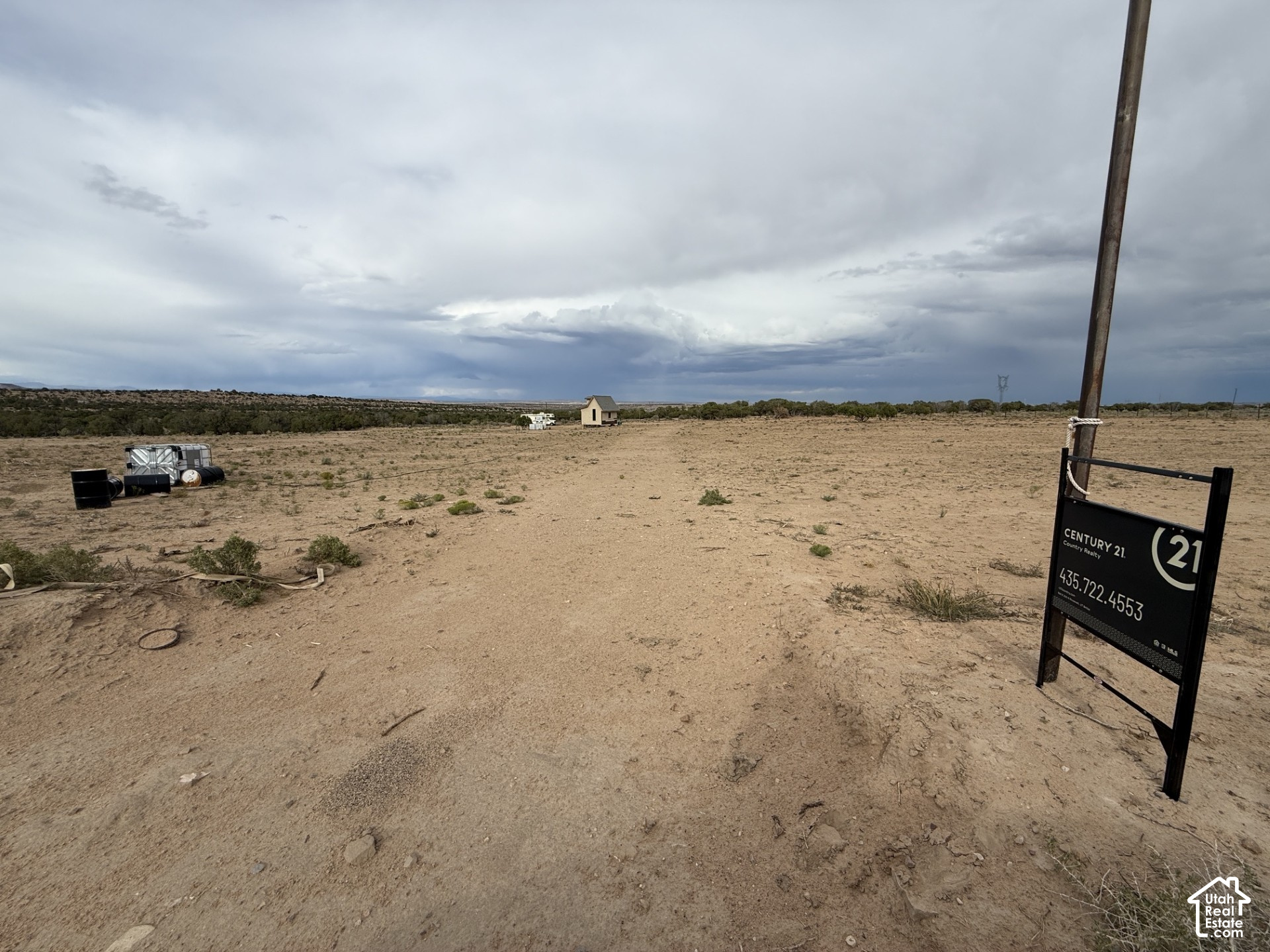 main property photo 27