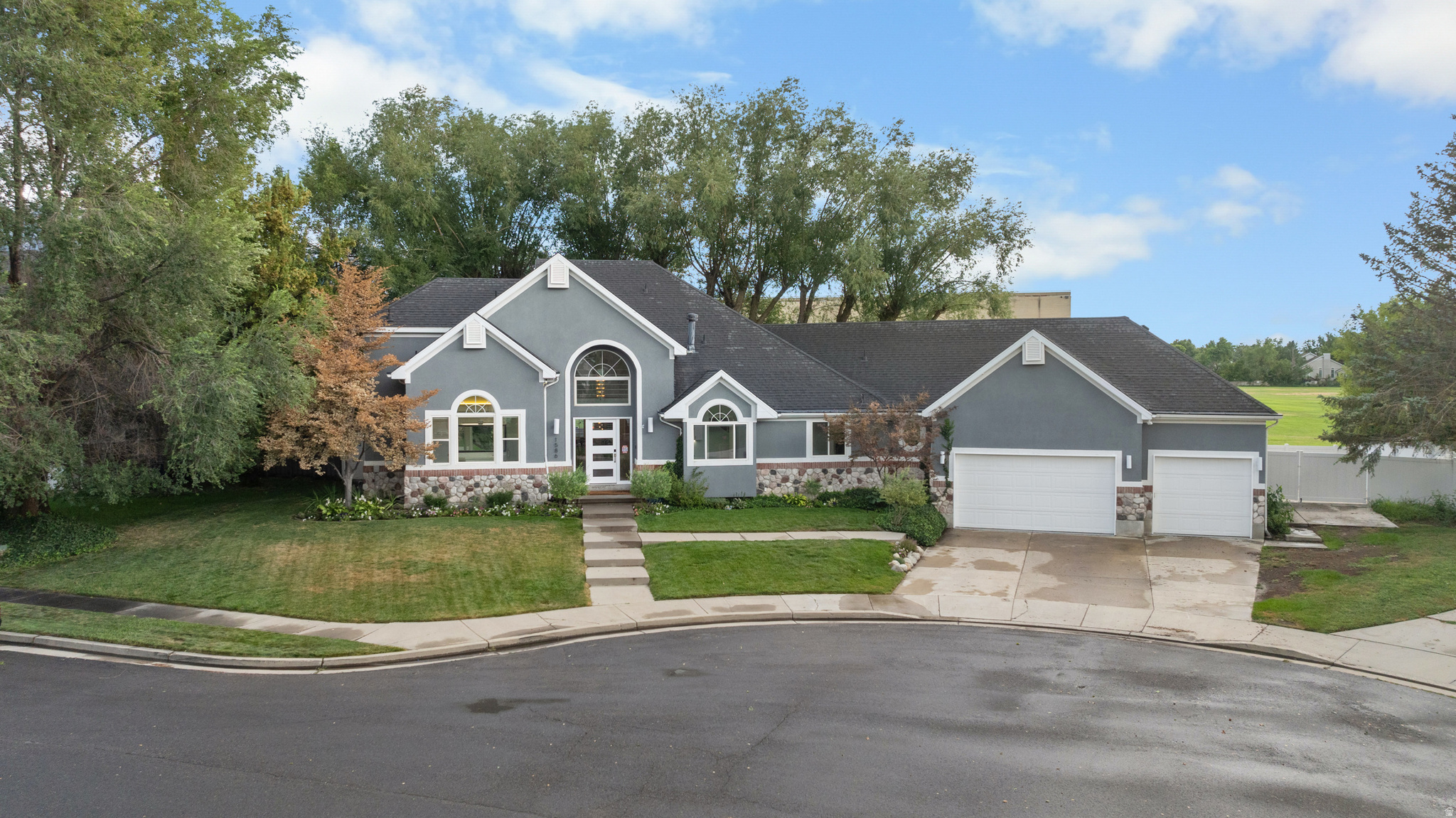 main property photo 74