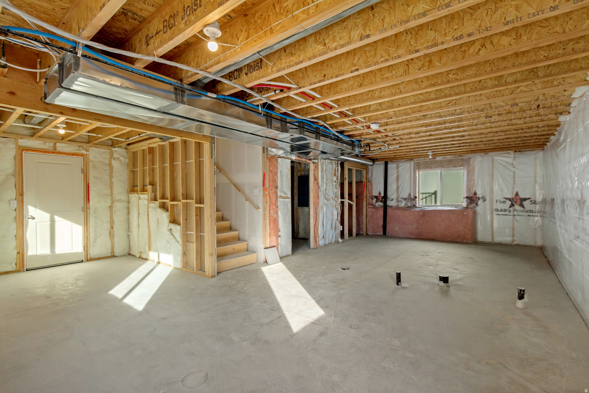 main property photo 35