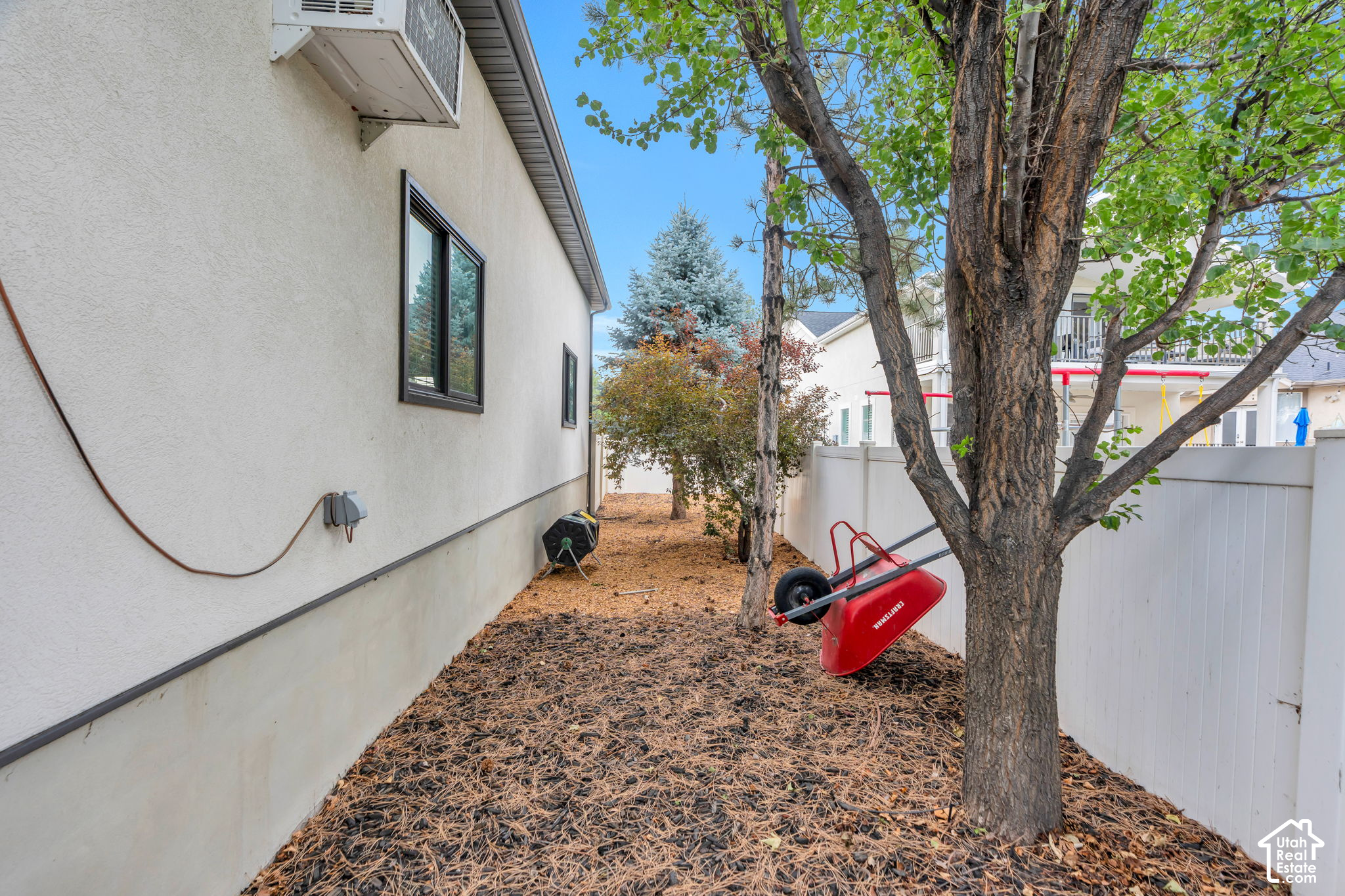 main property photo 62