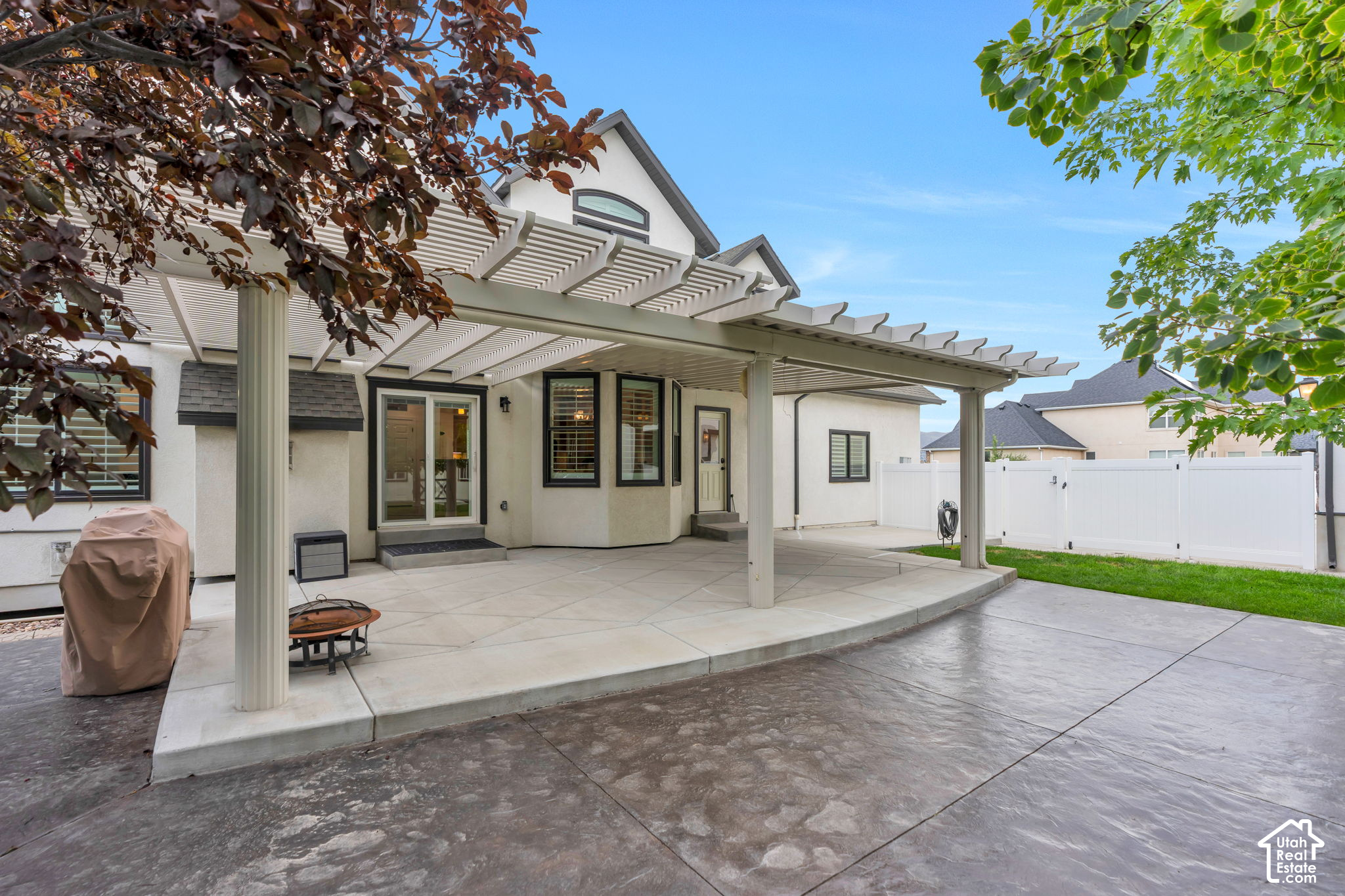 main property photo 78