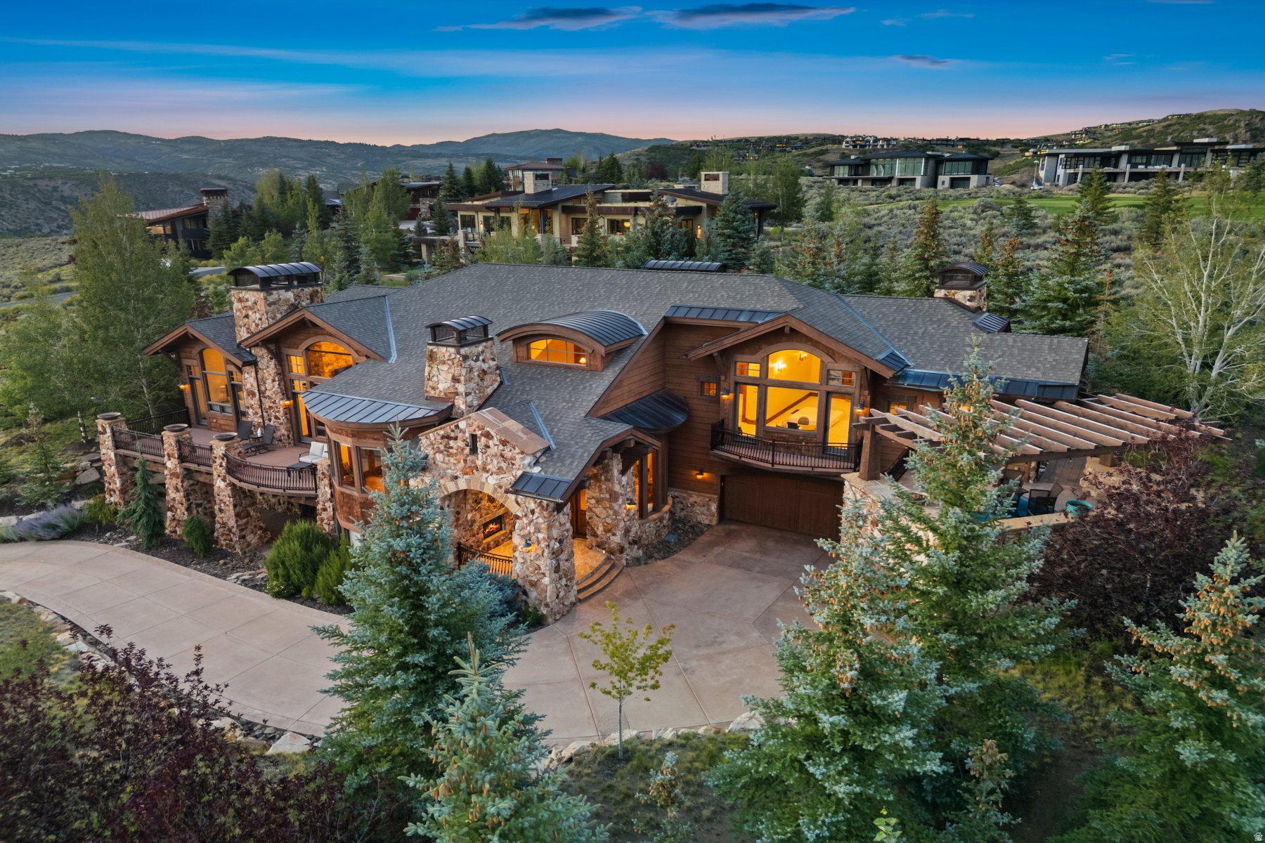 main property photo 2