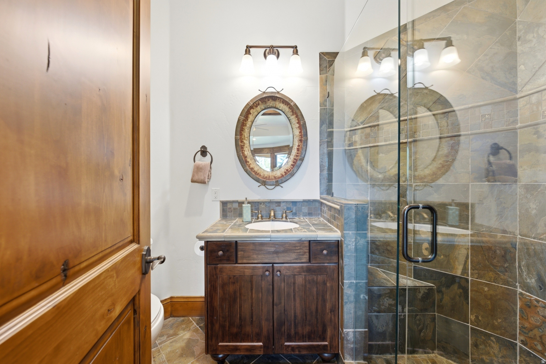 main property photo 74