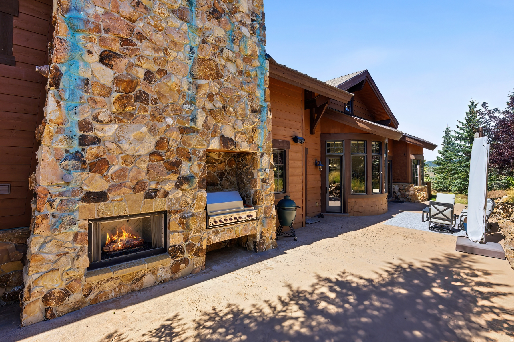 main property photo 78