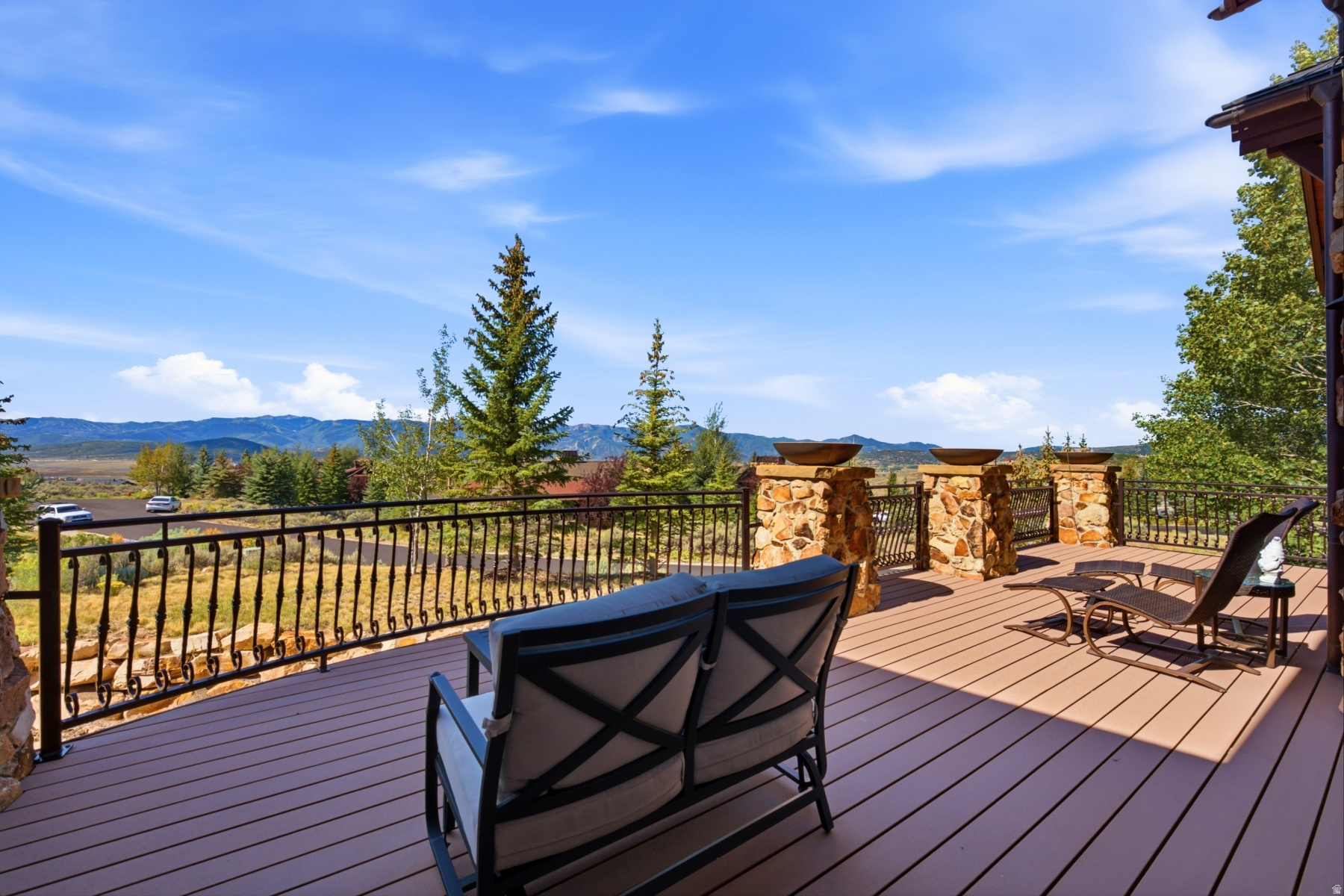 main property photo 80