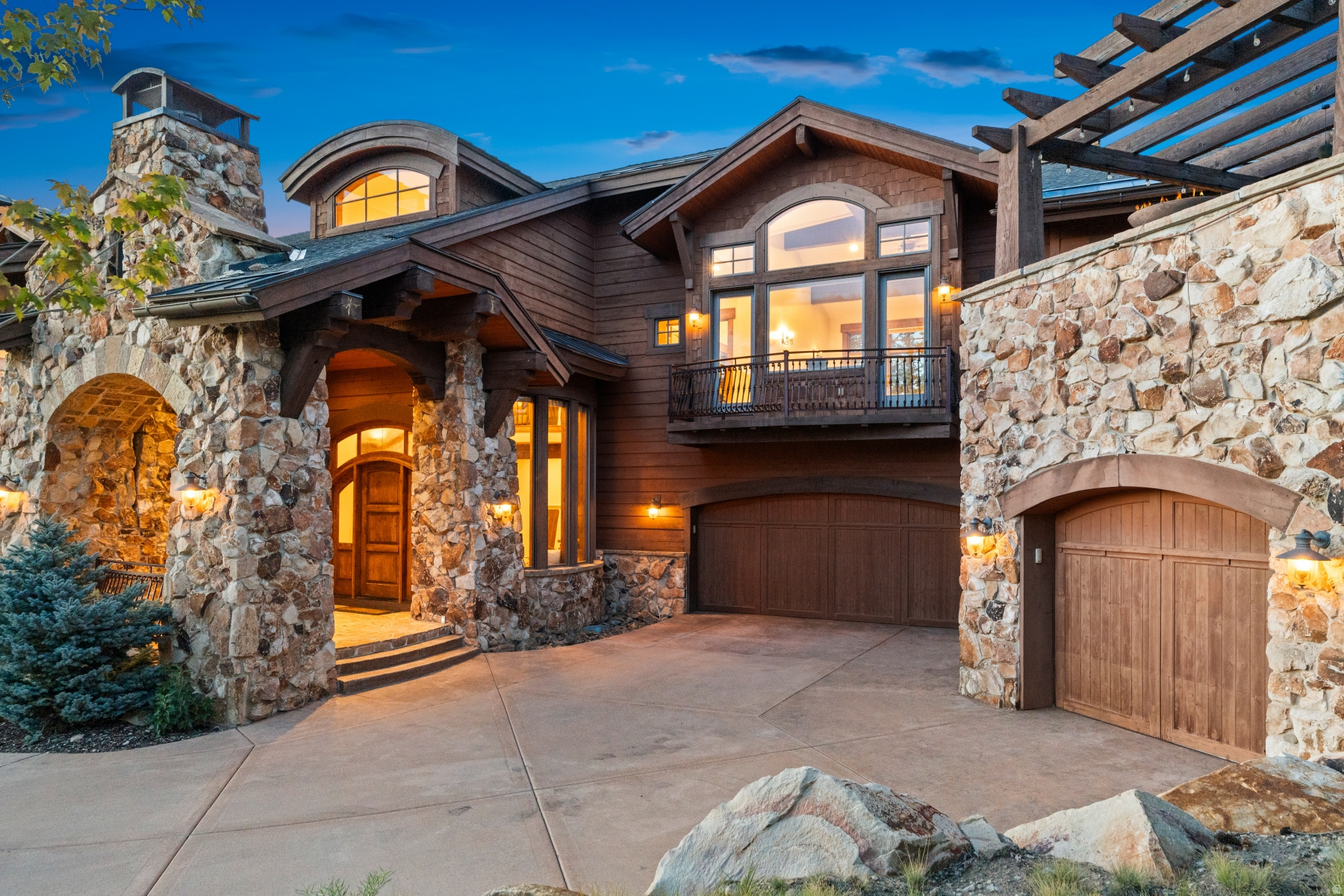 main property photo 99