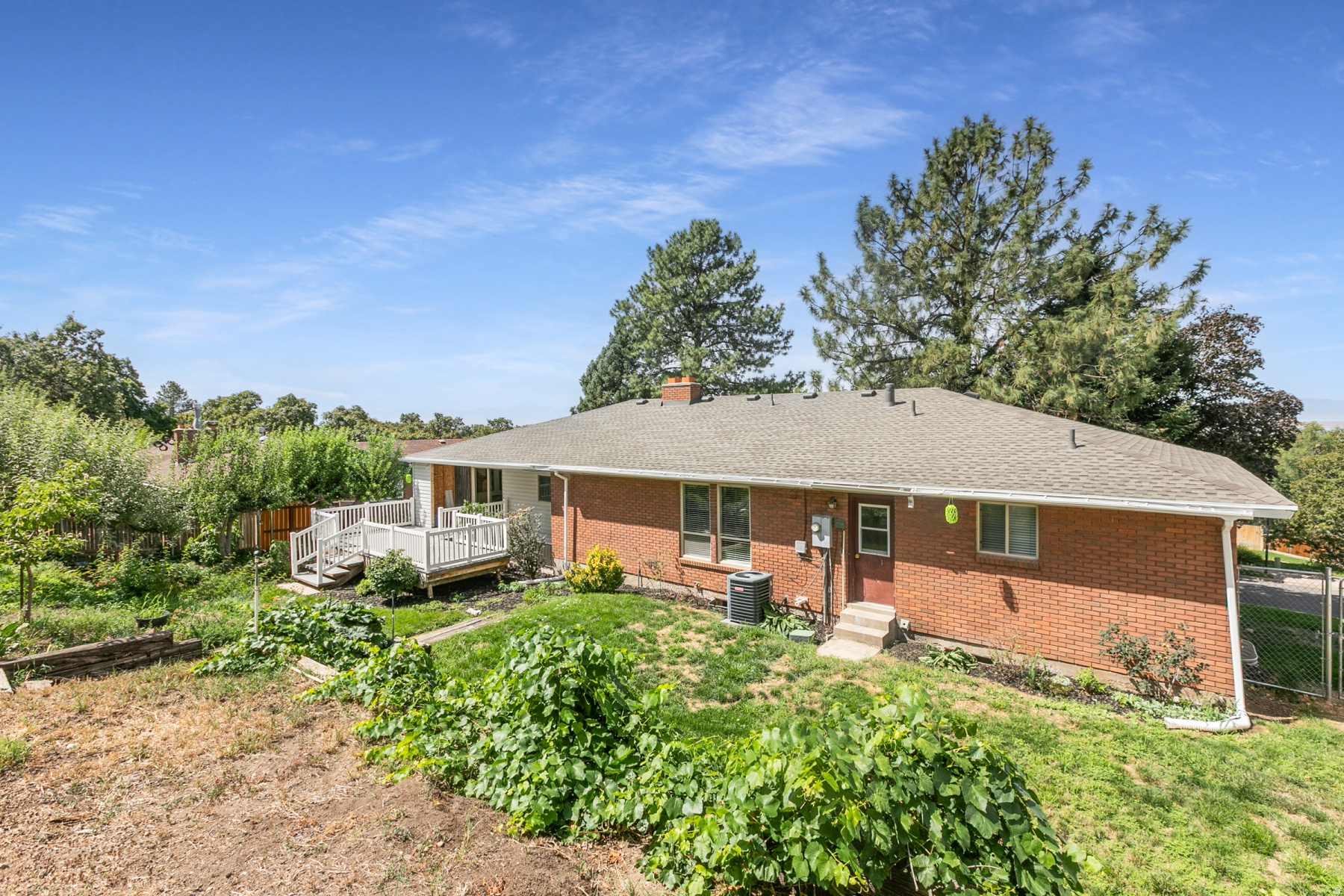 main property photo 39