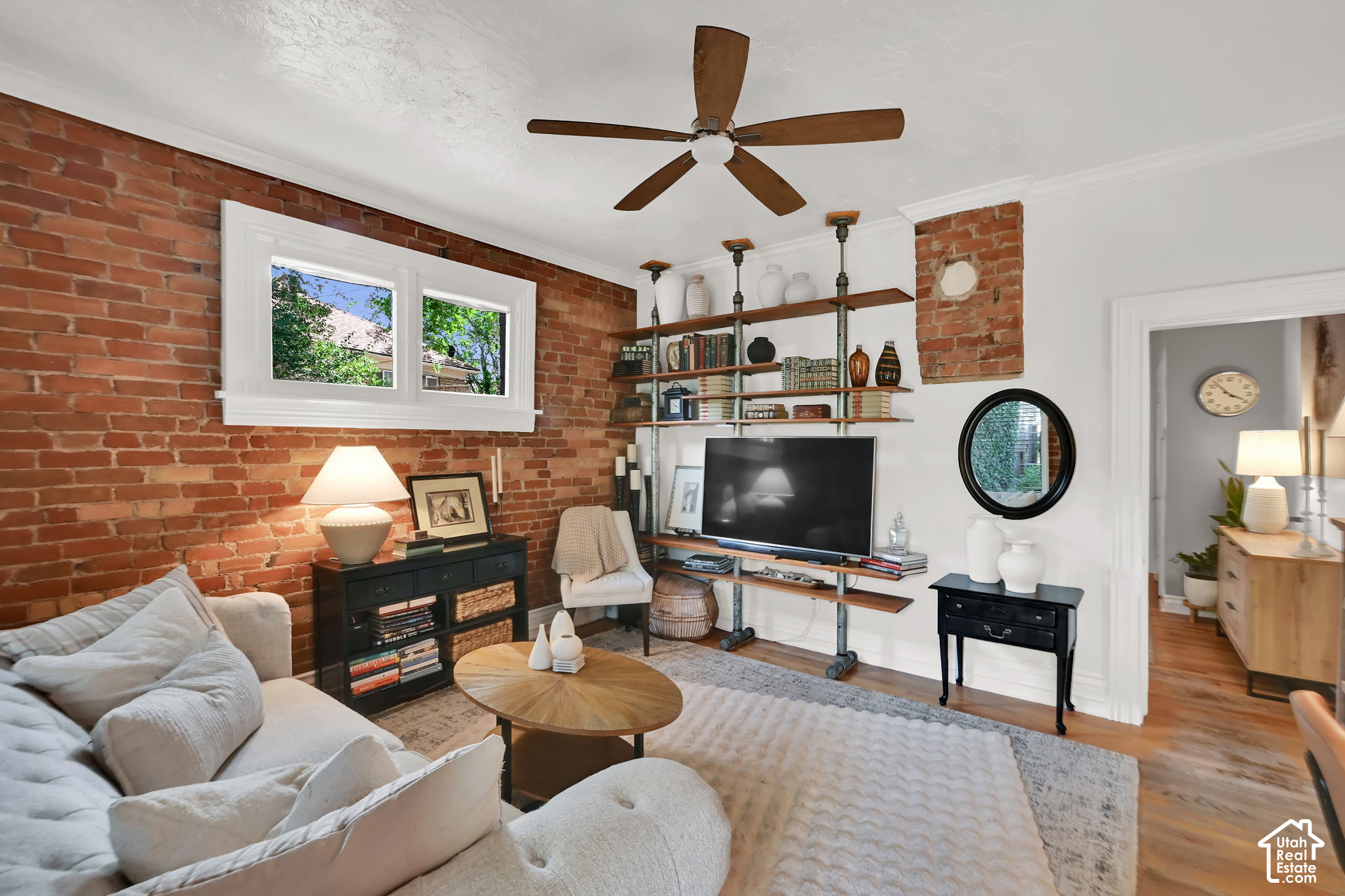 main property photo 21