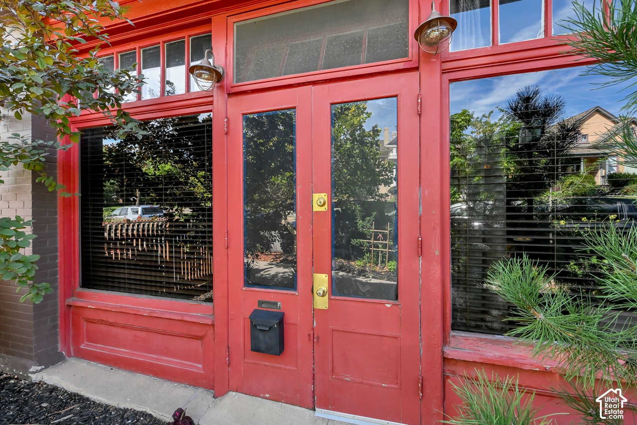 main property photo 29