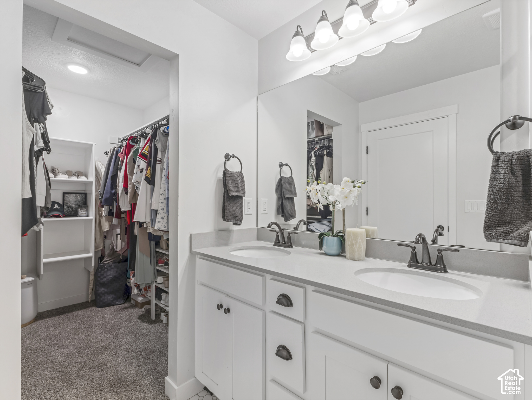 property viewer photo 16