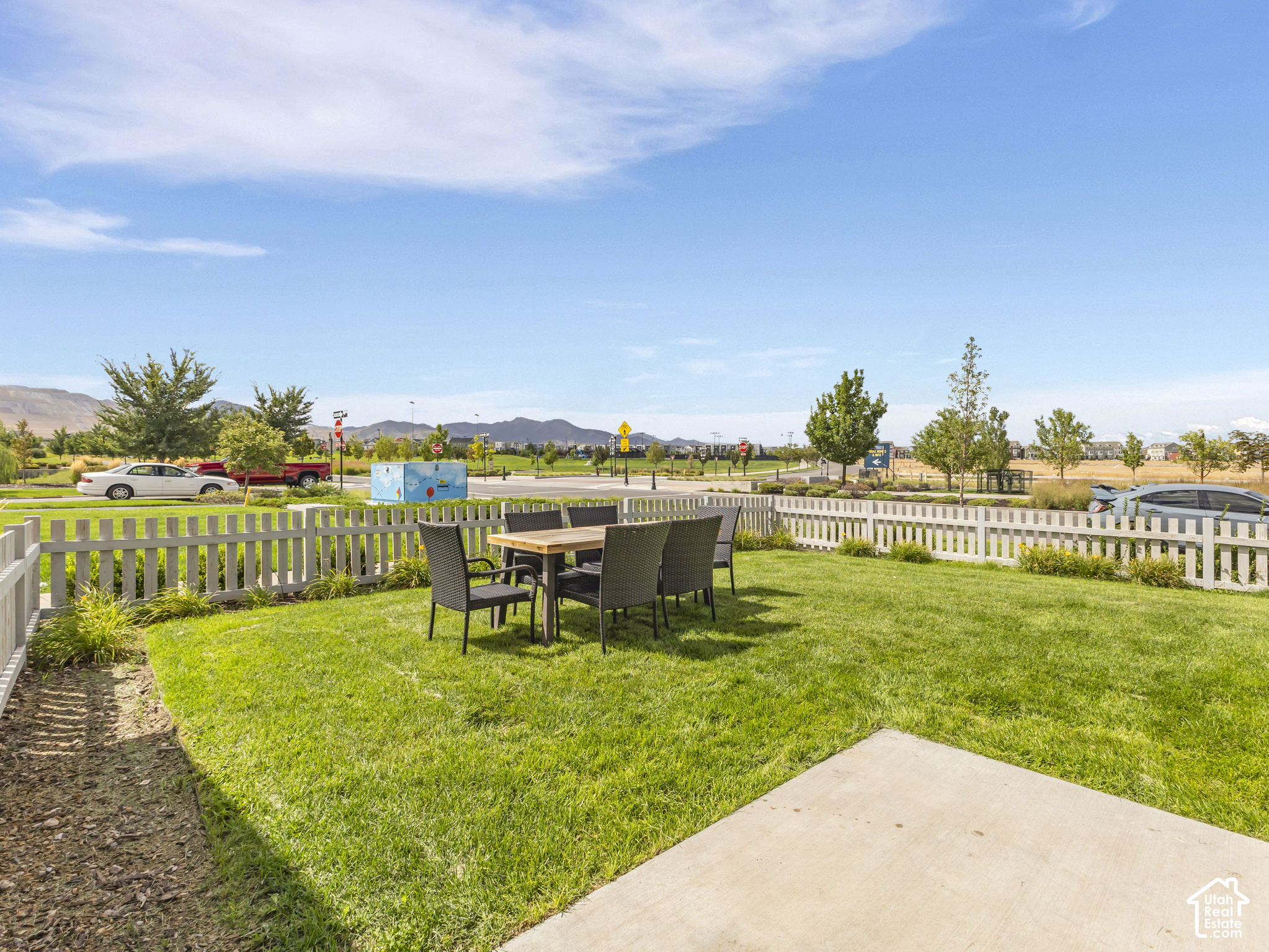 property viewer photo 19