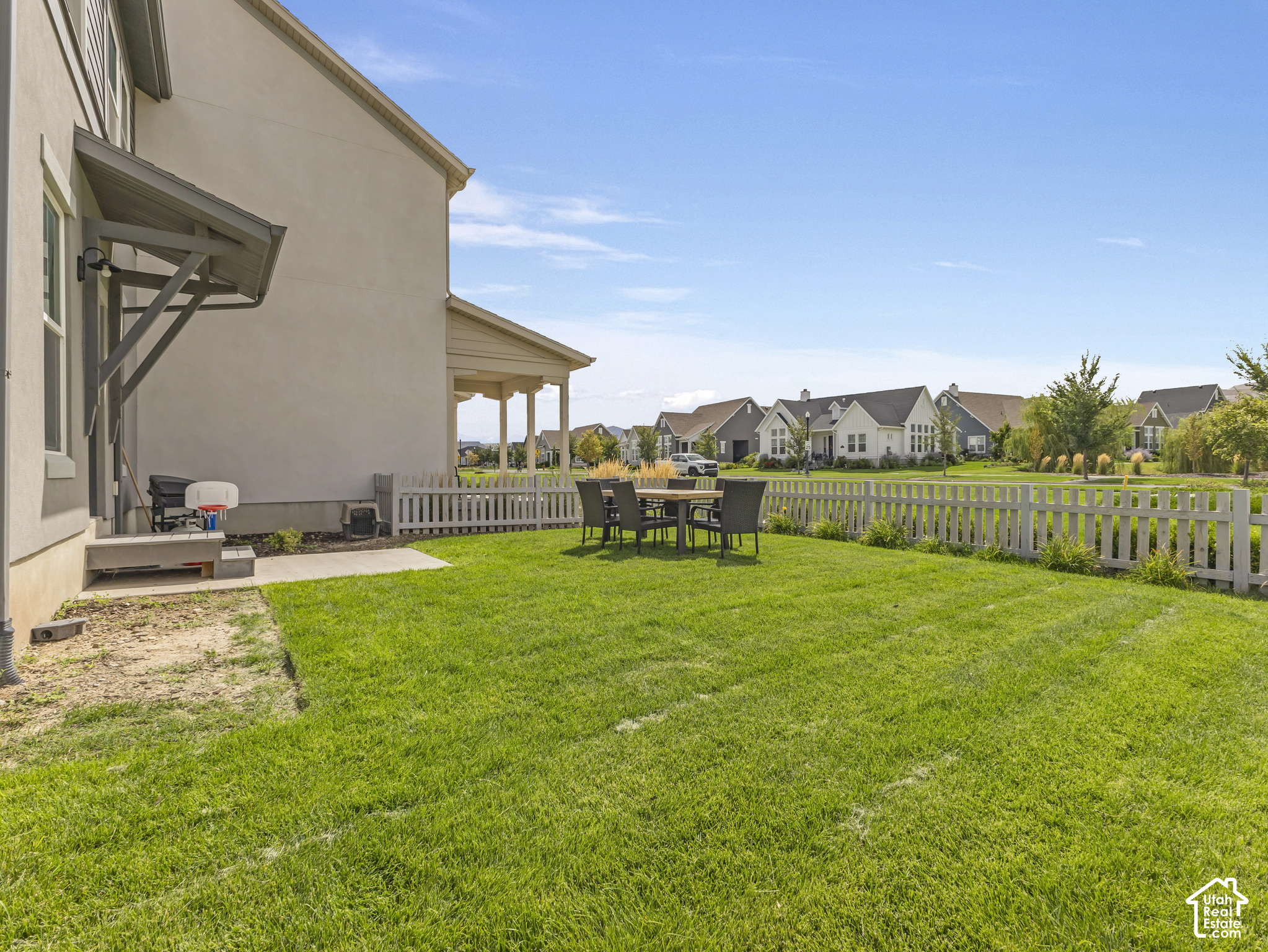 property viewer photo 20