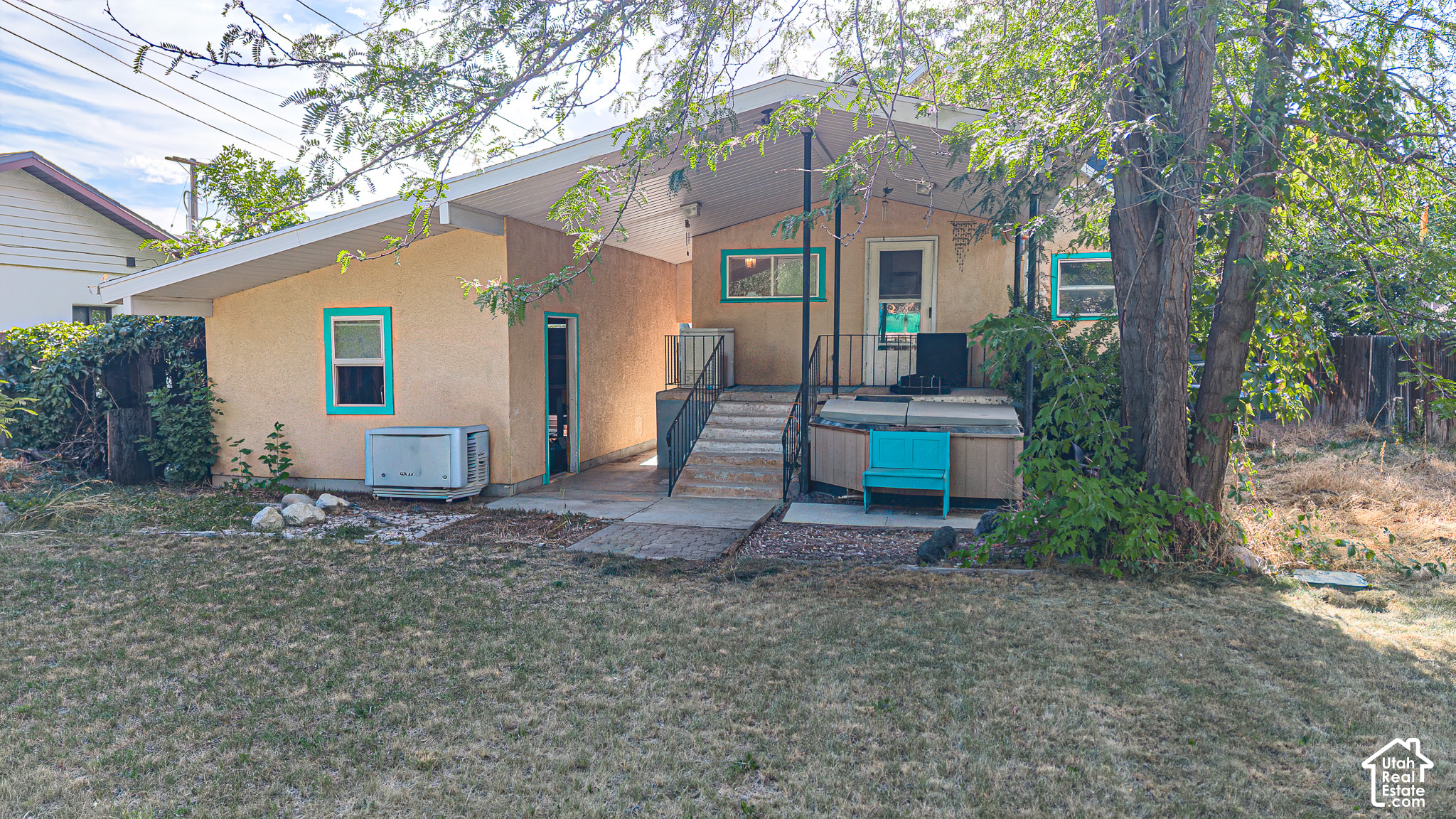 main property photo 20