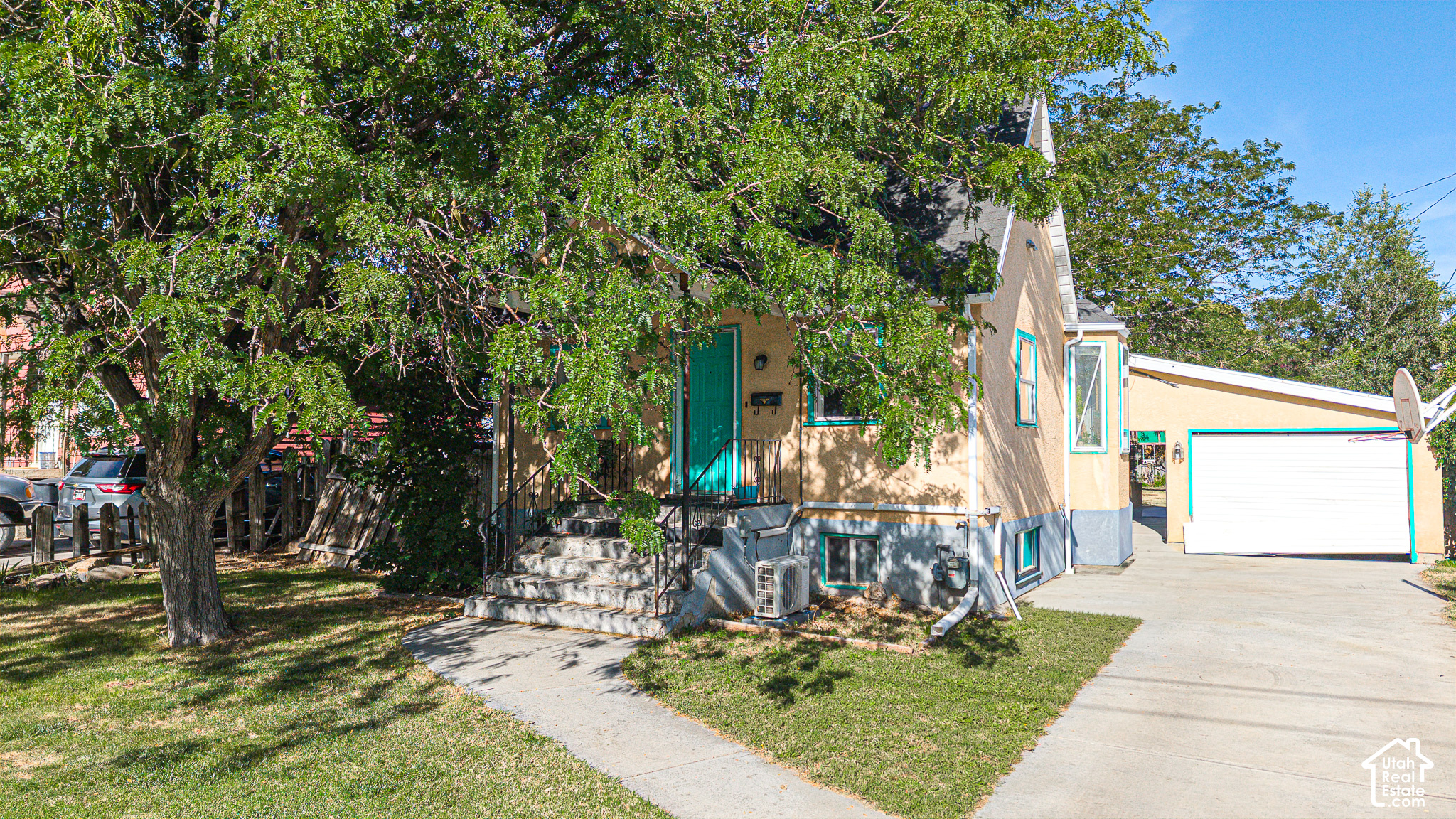 main property photo 22