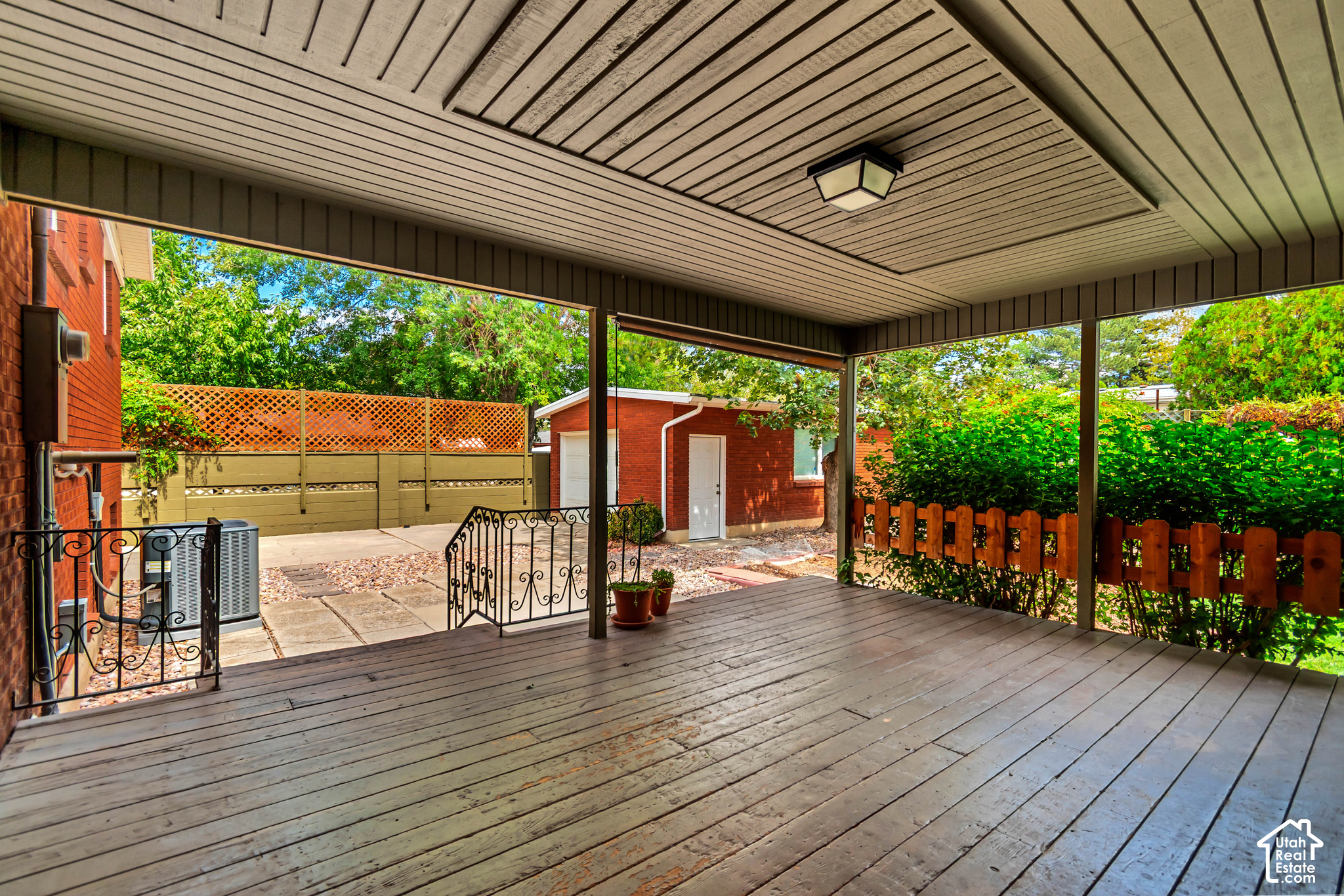 main property photo 44