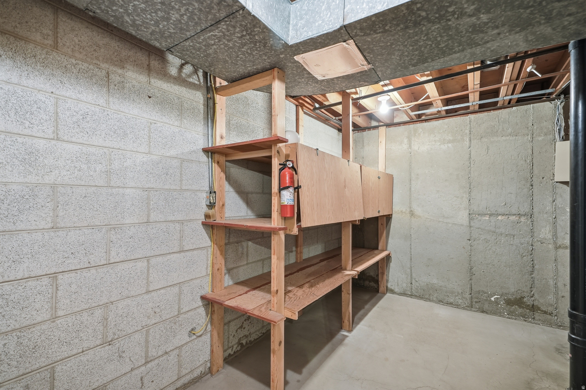 main property photo 51