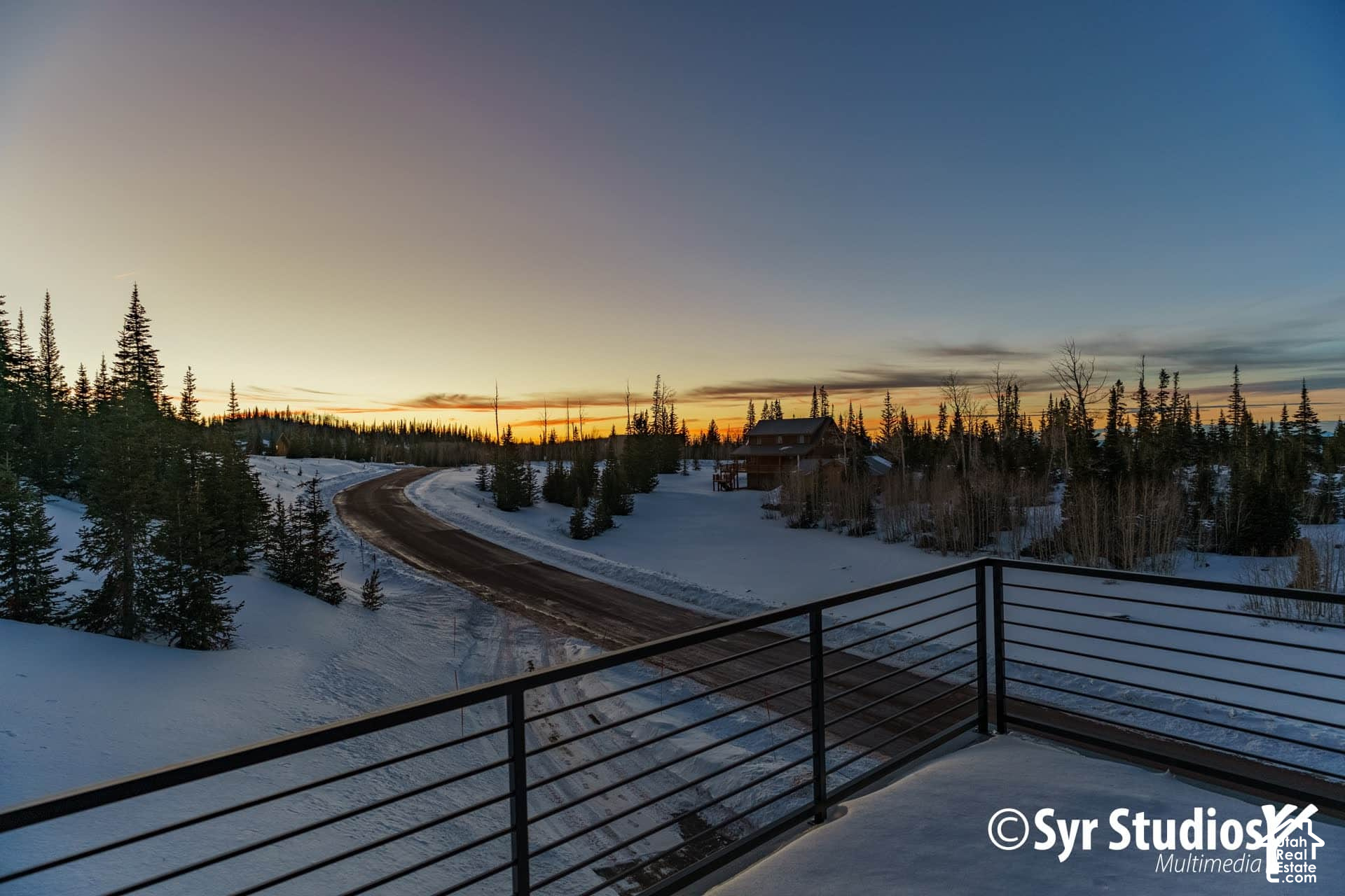 main property photo 30