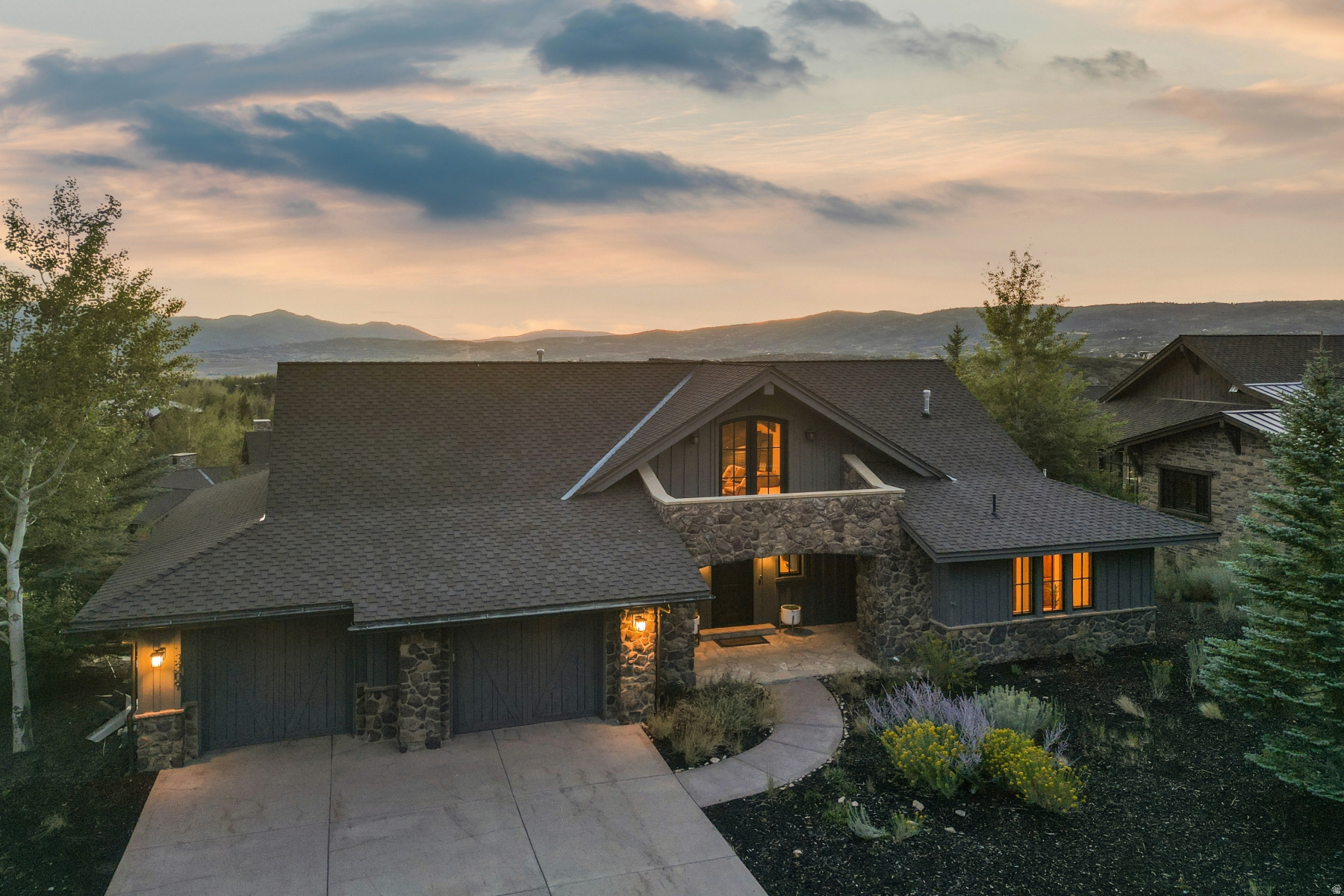 main property photo 65