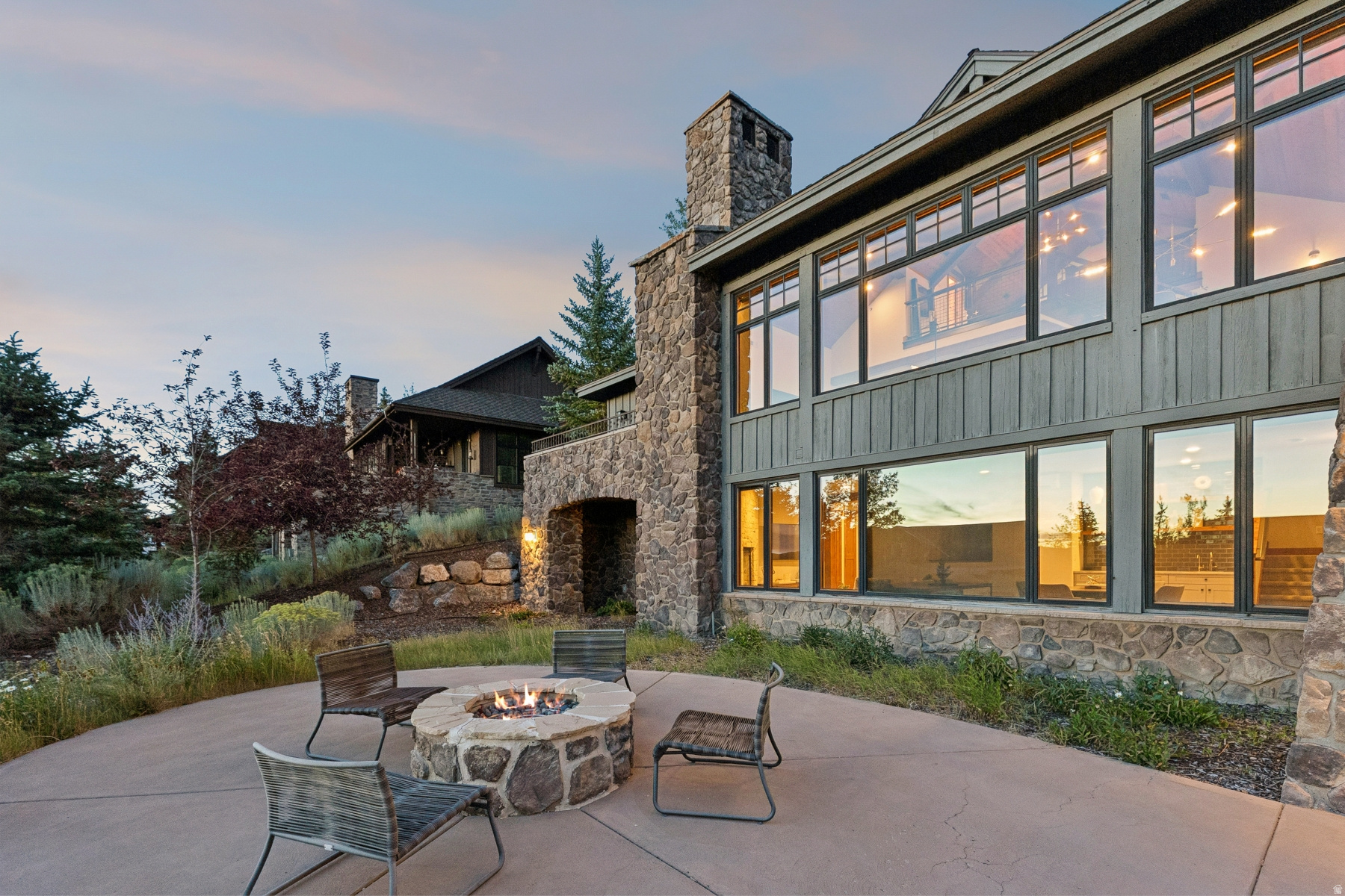 main property photo 70