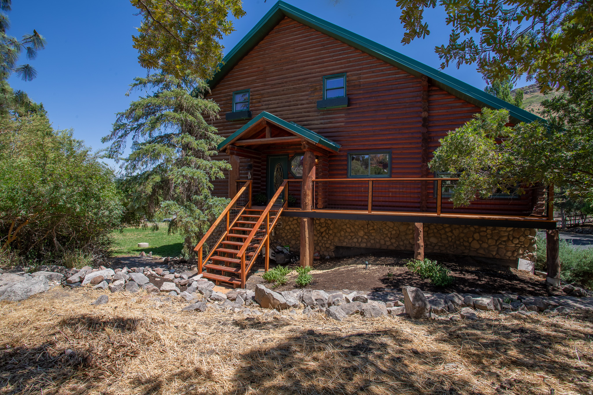 main property photo 3