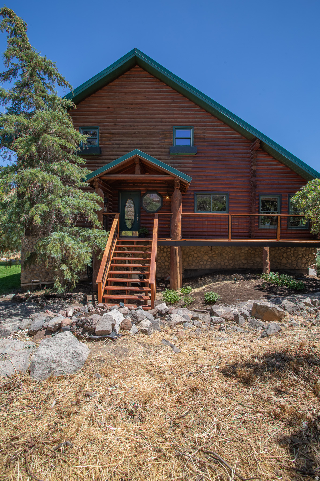 main property photo 7