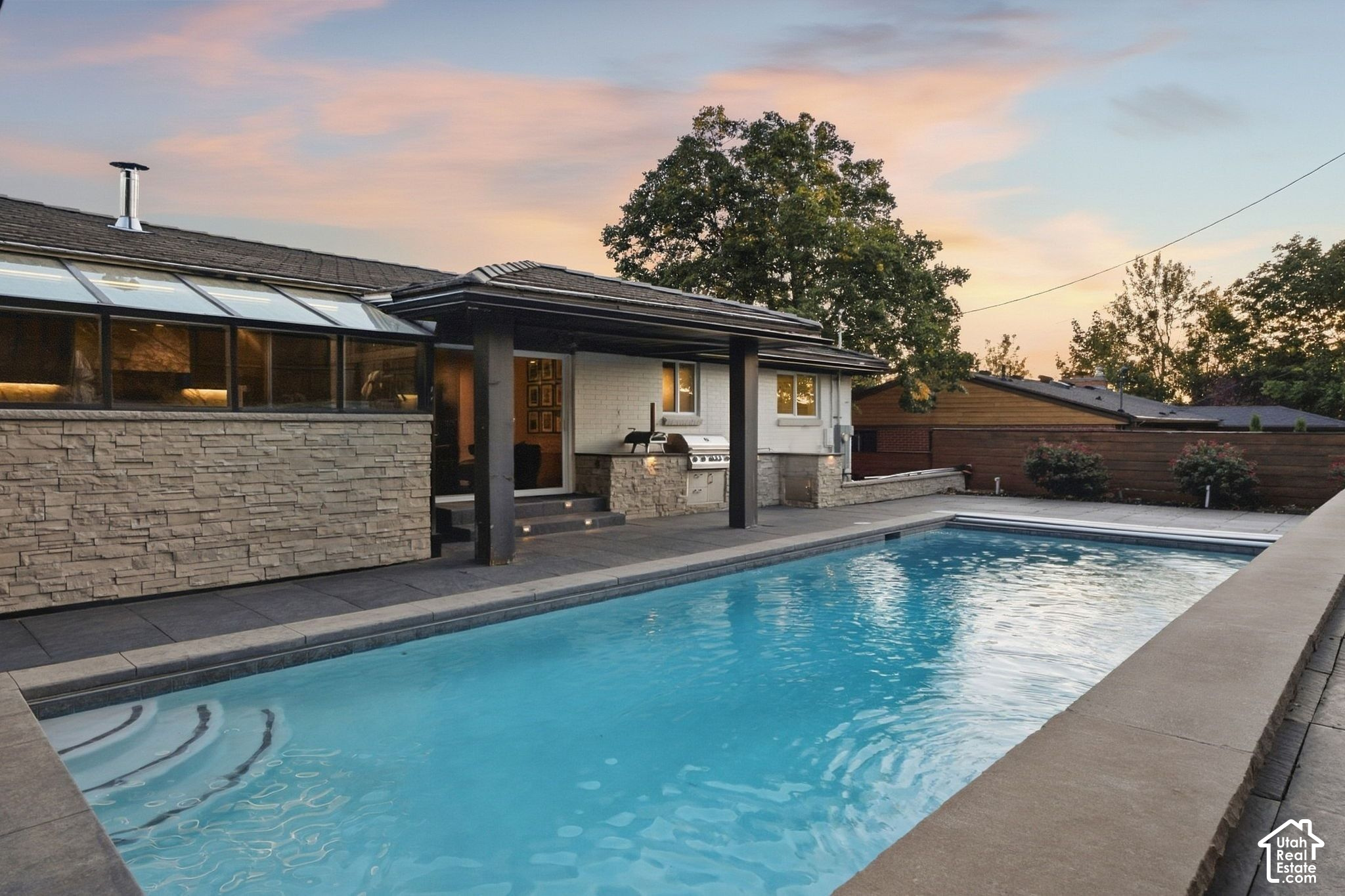 main property photo 76