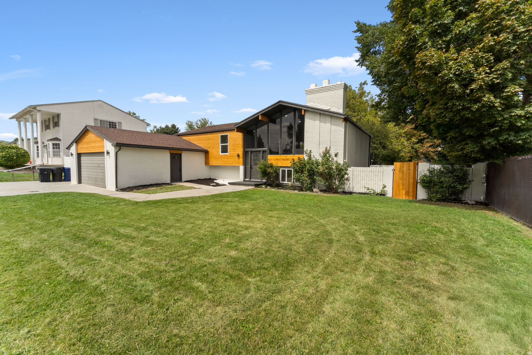 main property photo 51