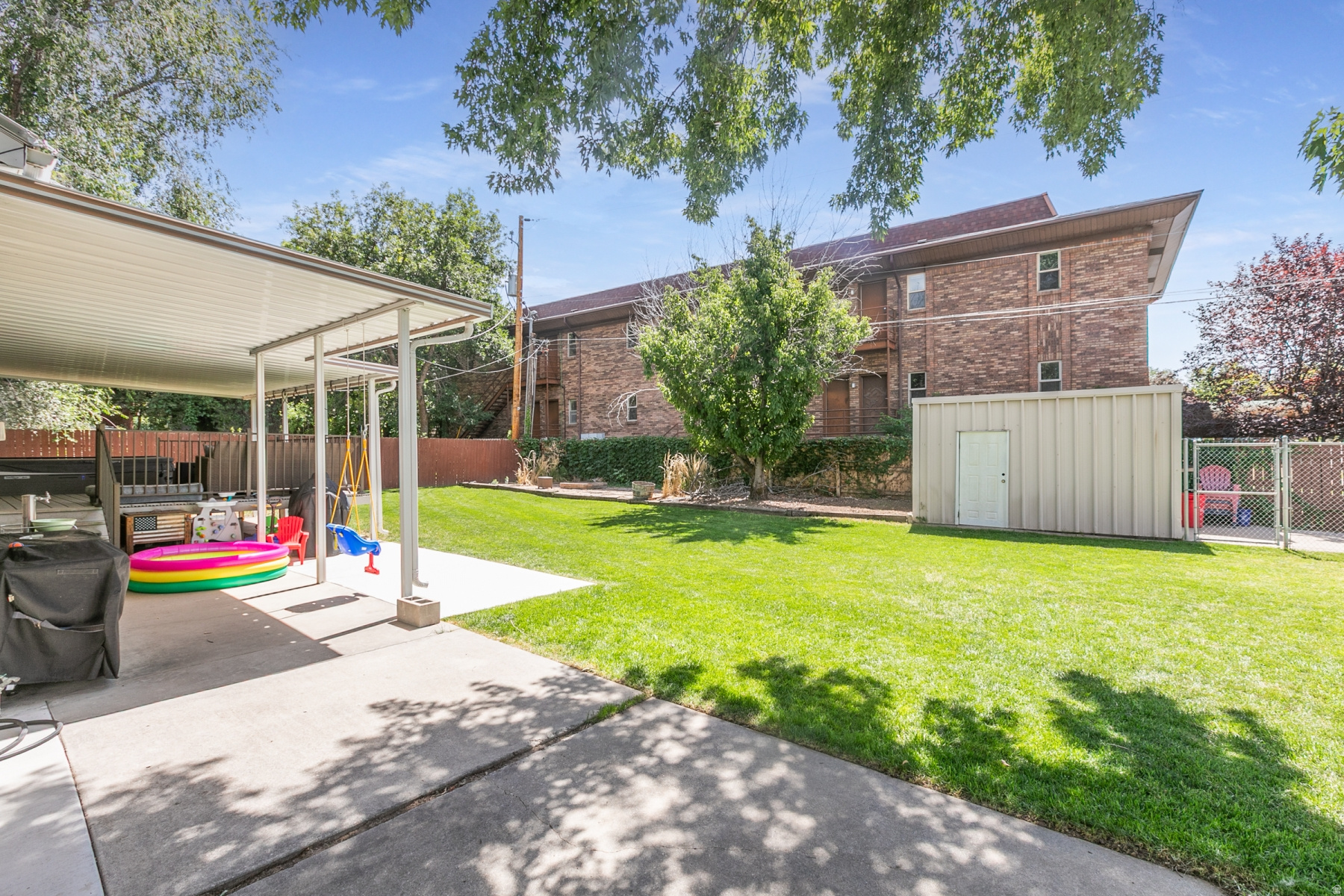 main property photo 31
