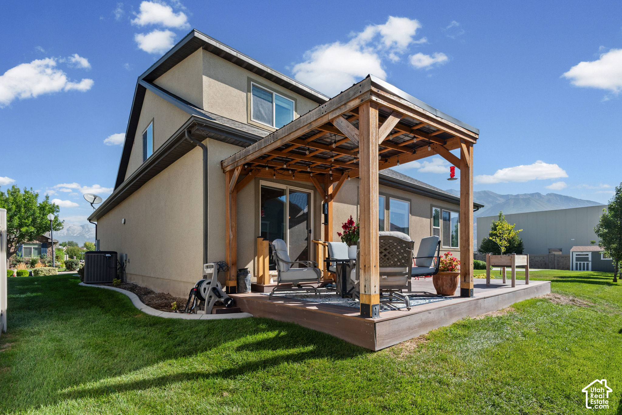 main property photo 35