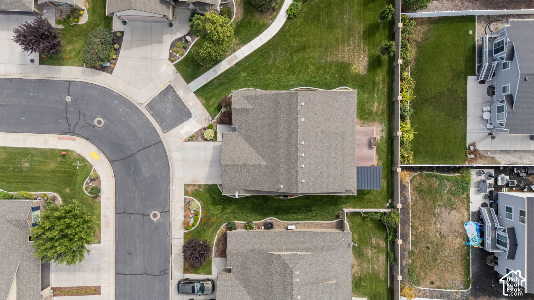 main property photo 40