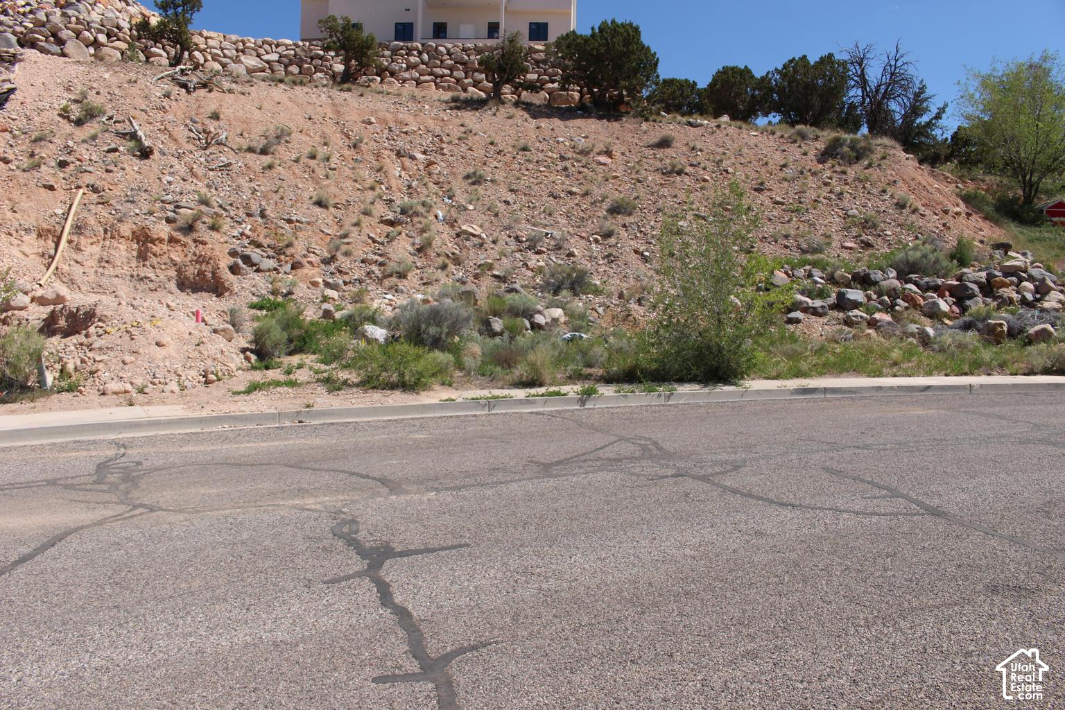 main property photo 7