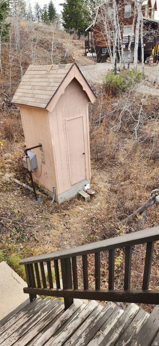 main property photo 30
