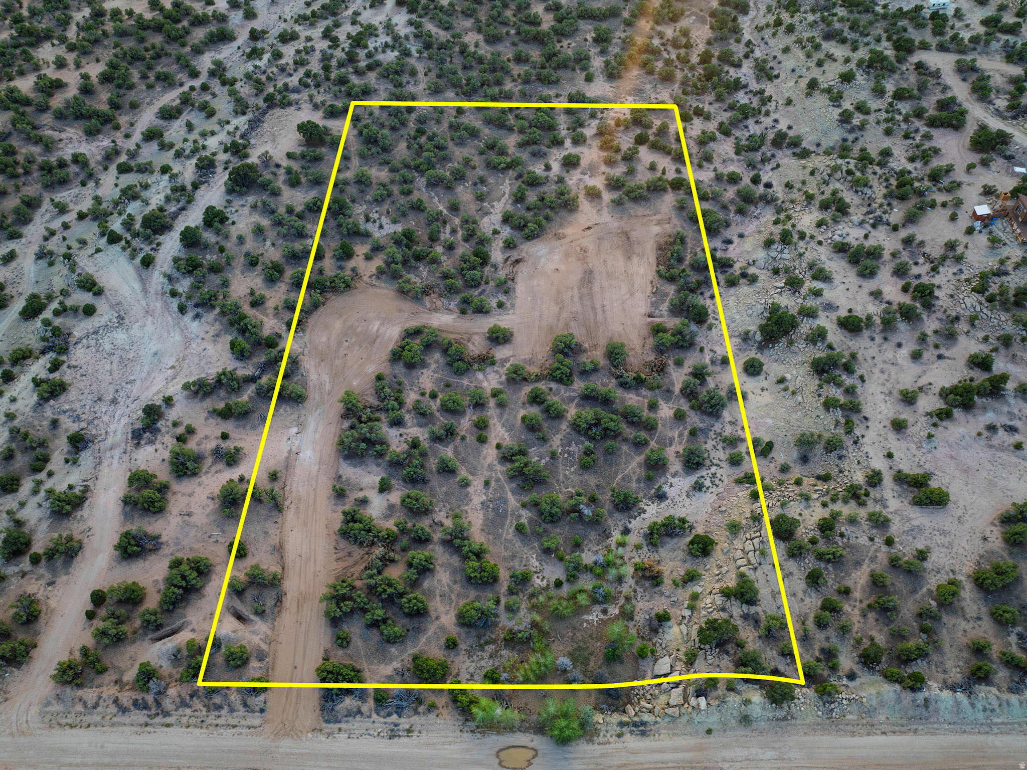 main property photo 0