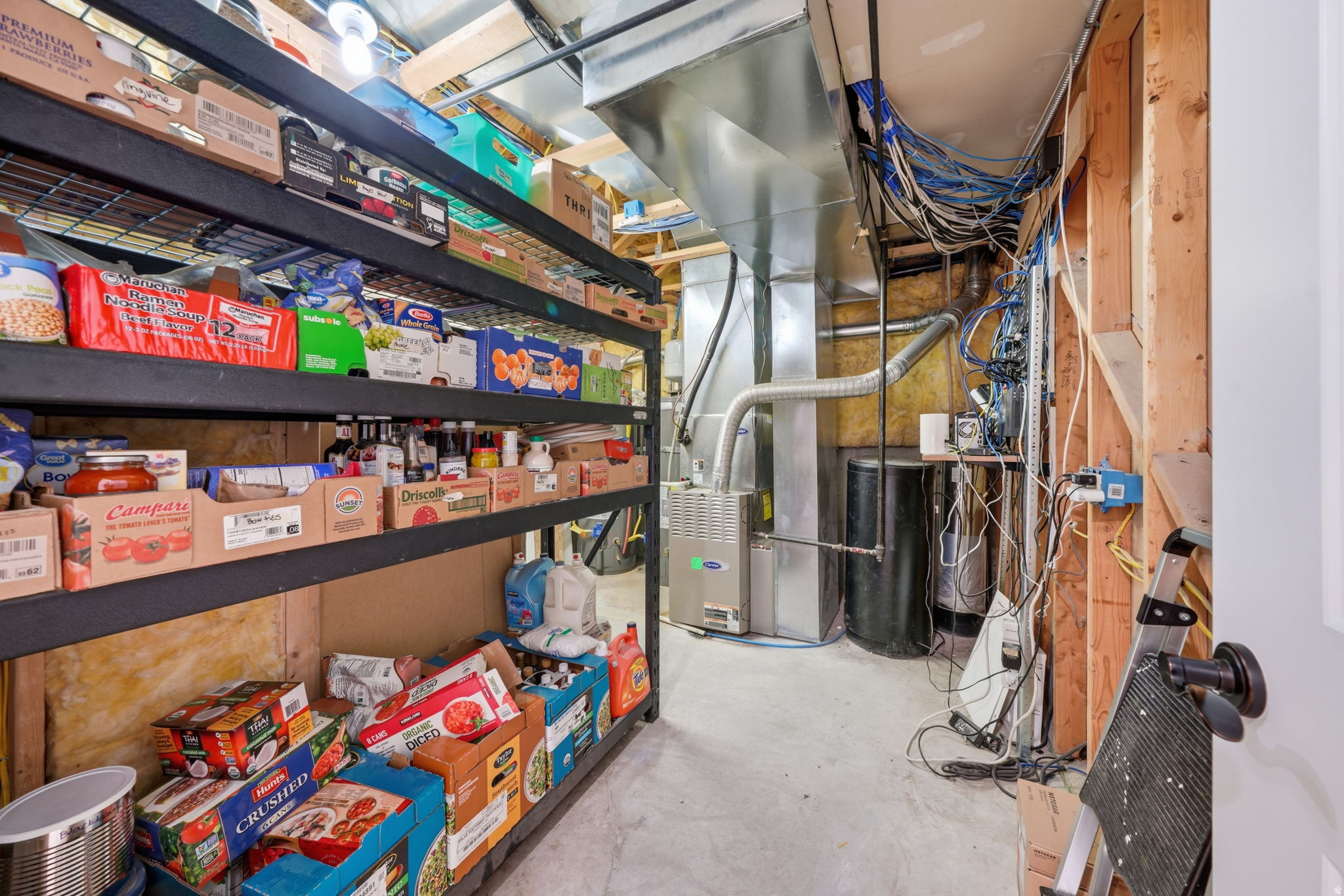 main property photo 28