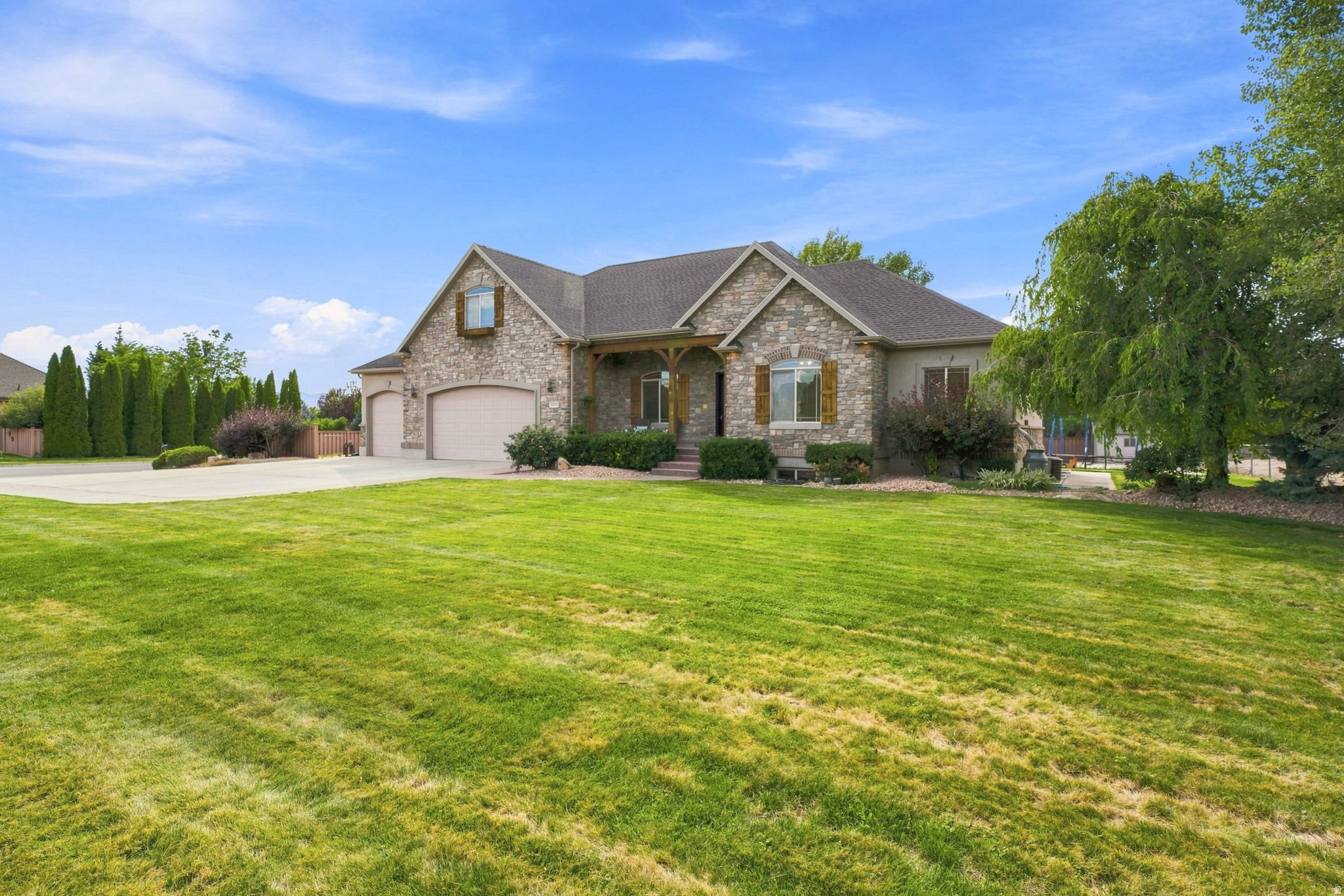 main property photo 43