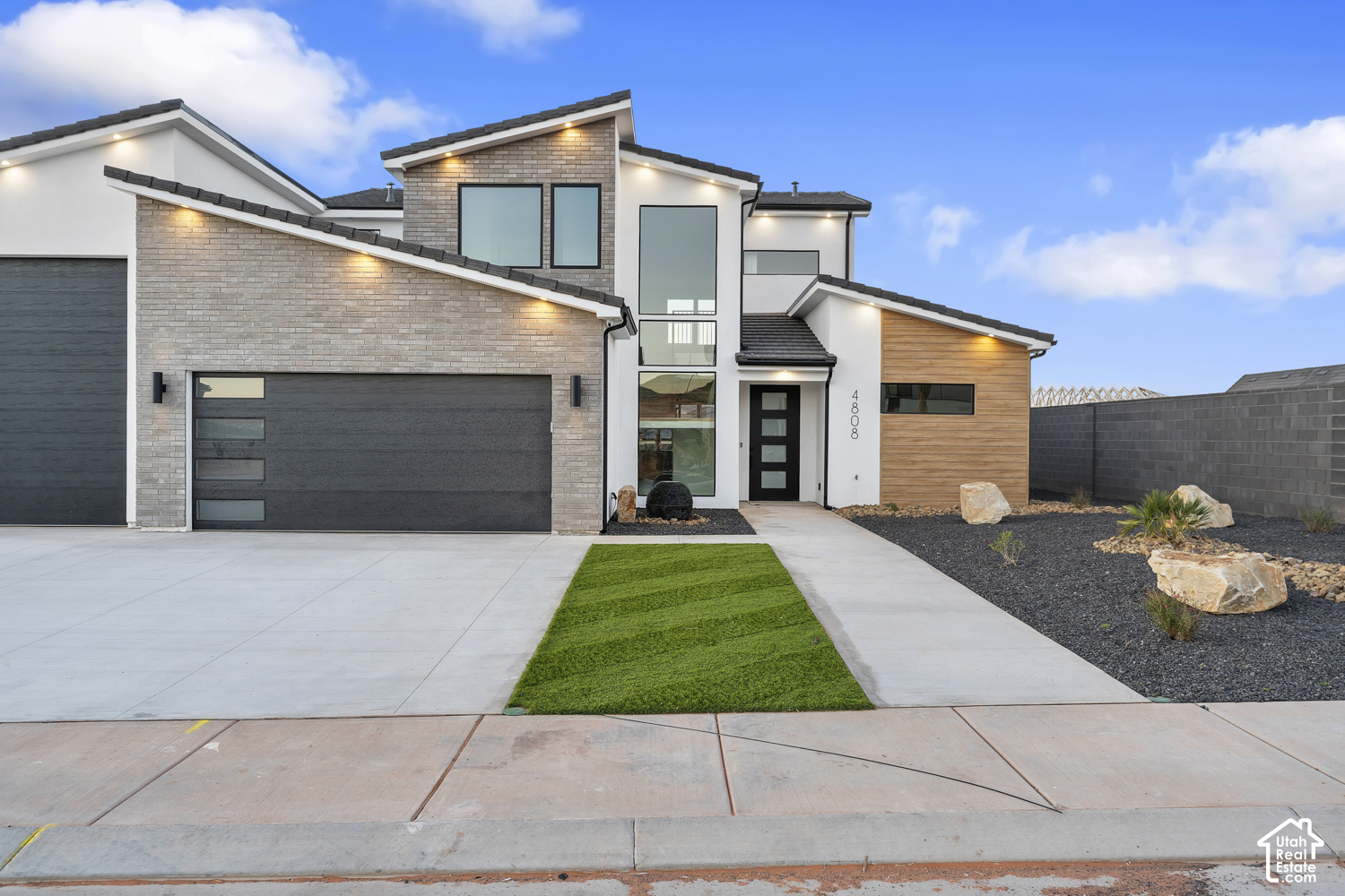 main property photo 47