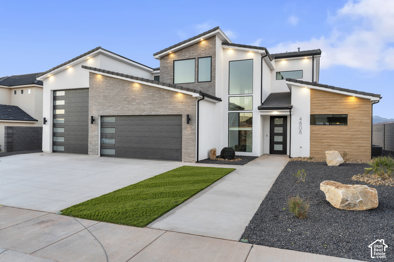 main property photo 48