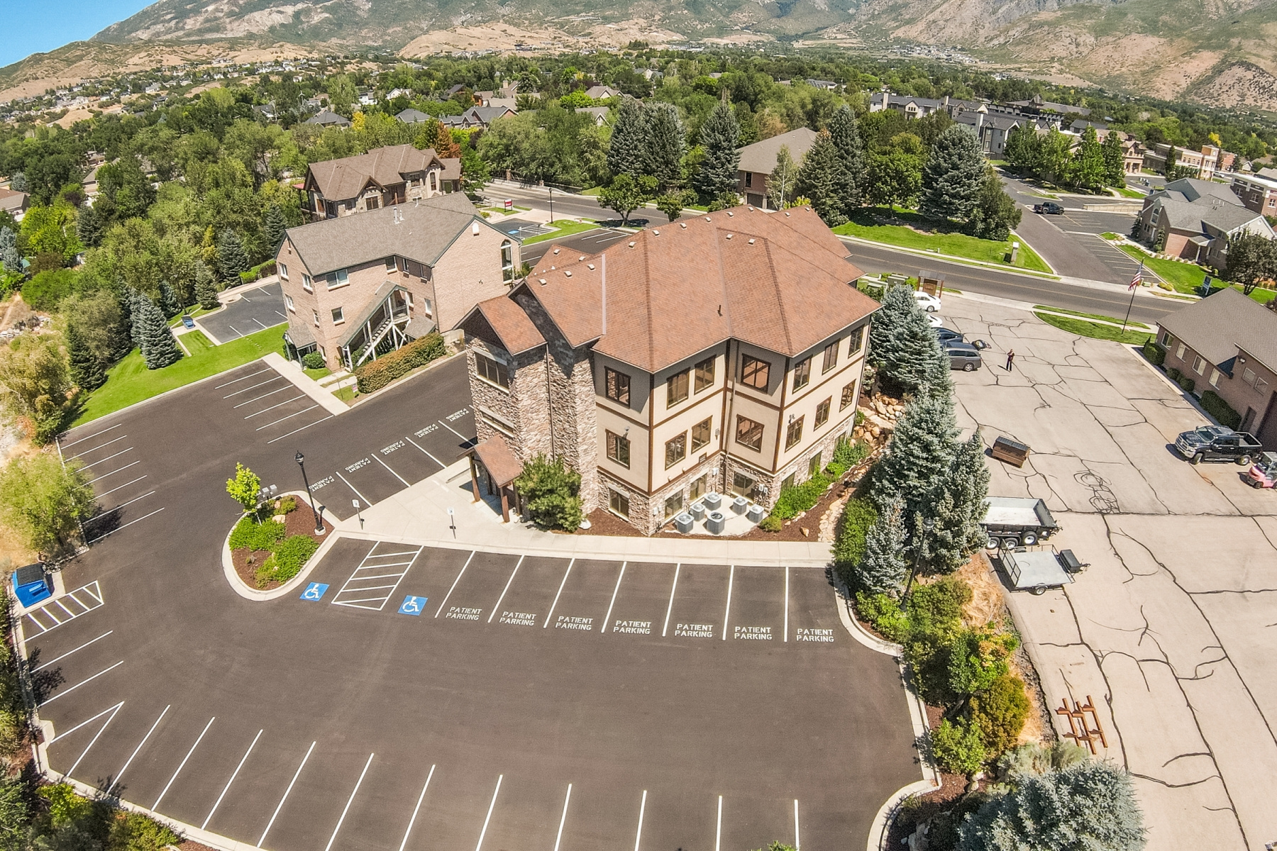 main property photo 86