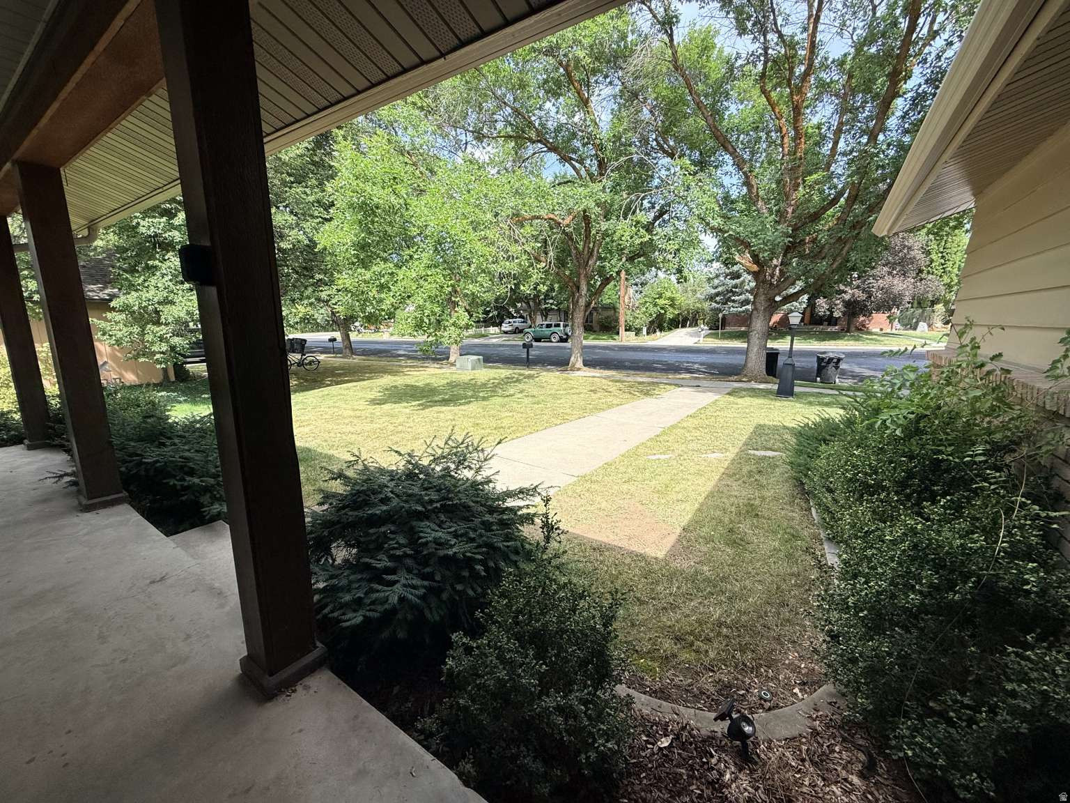 main property photo 38